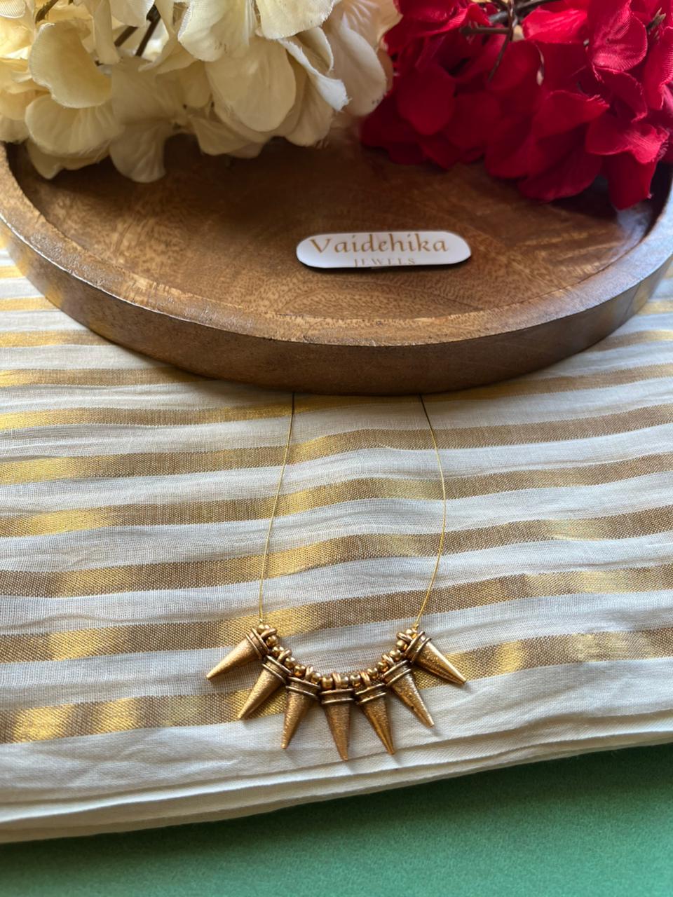 Trishika Necklace-VJC162