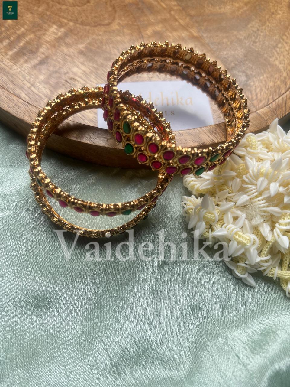 Vaibhavi Bangles-VJJ142