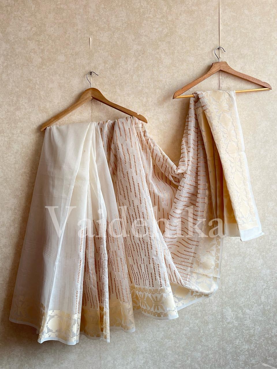 Clara Saree-PNCW001