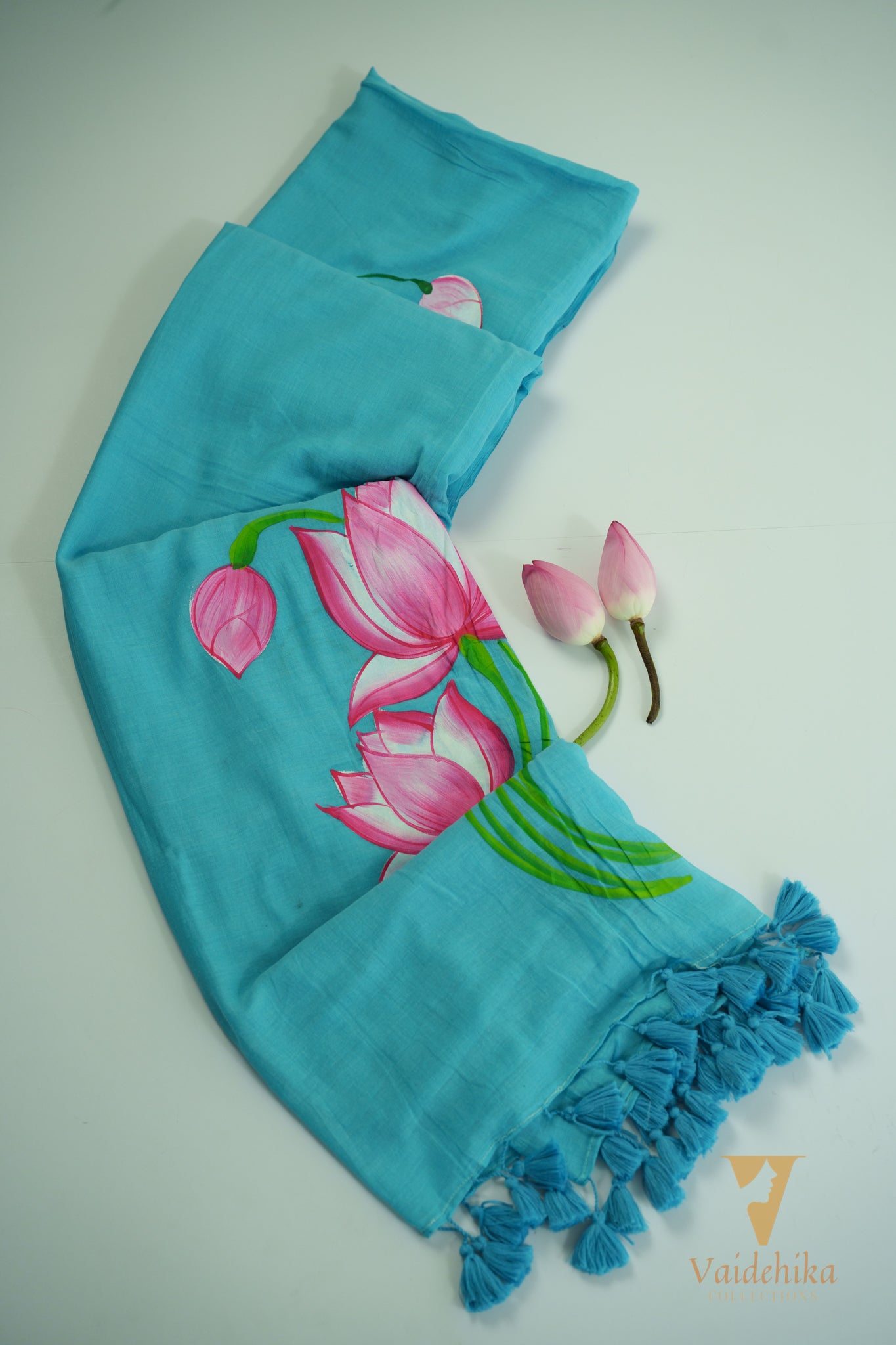 HAND PAINTED TURQUOISE BLUE SAREE