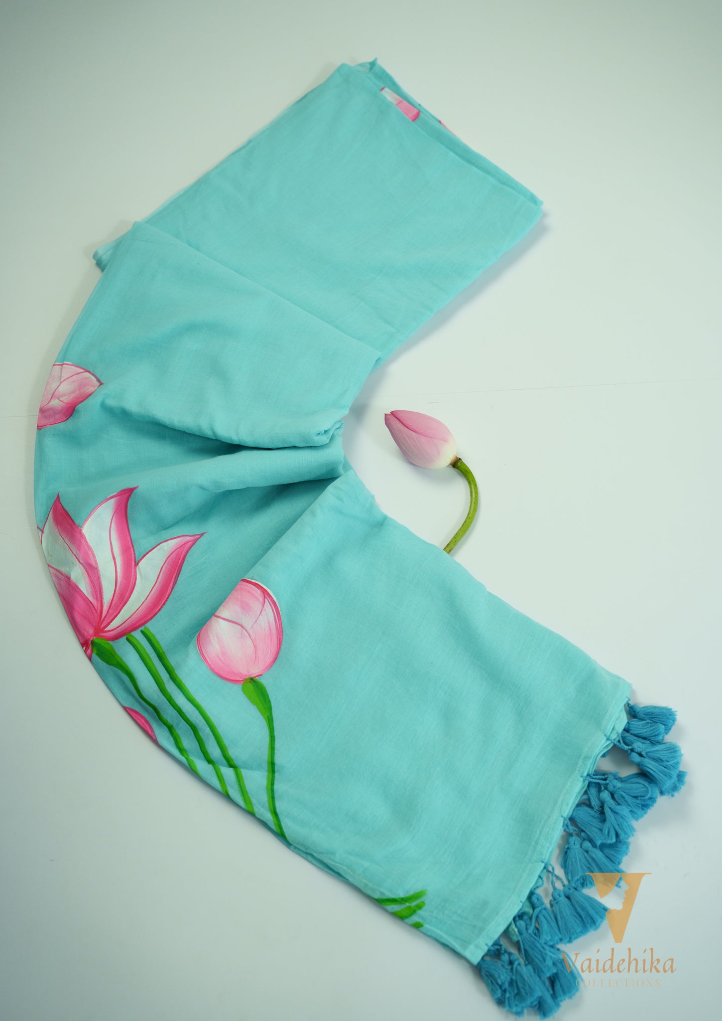 HAND PAINTED KAMALA SKY BLUE SREE-VCM164
