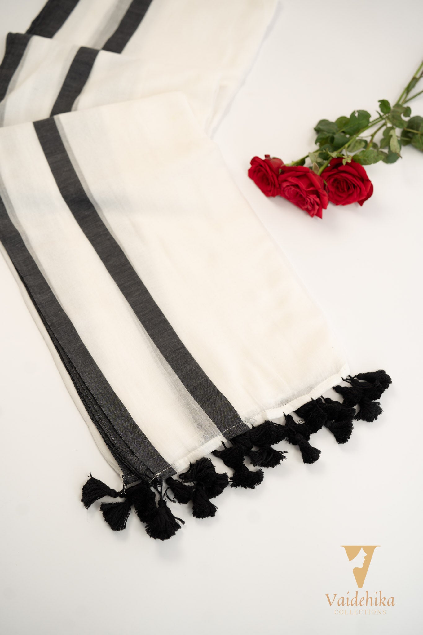 Ahaana Saree- VCM131