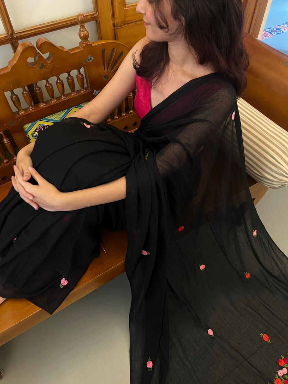 Gulmohar Saree -VCM240