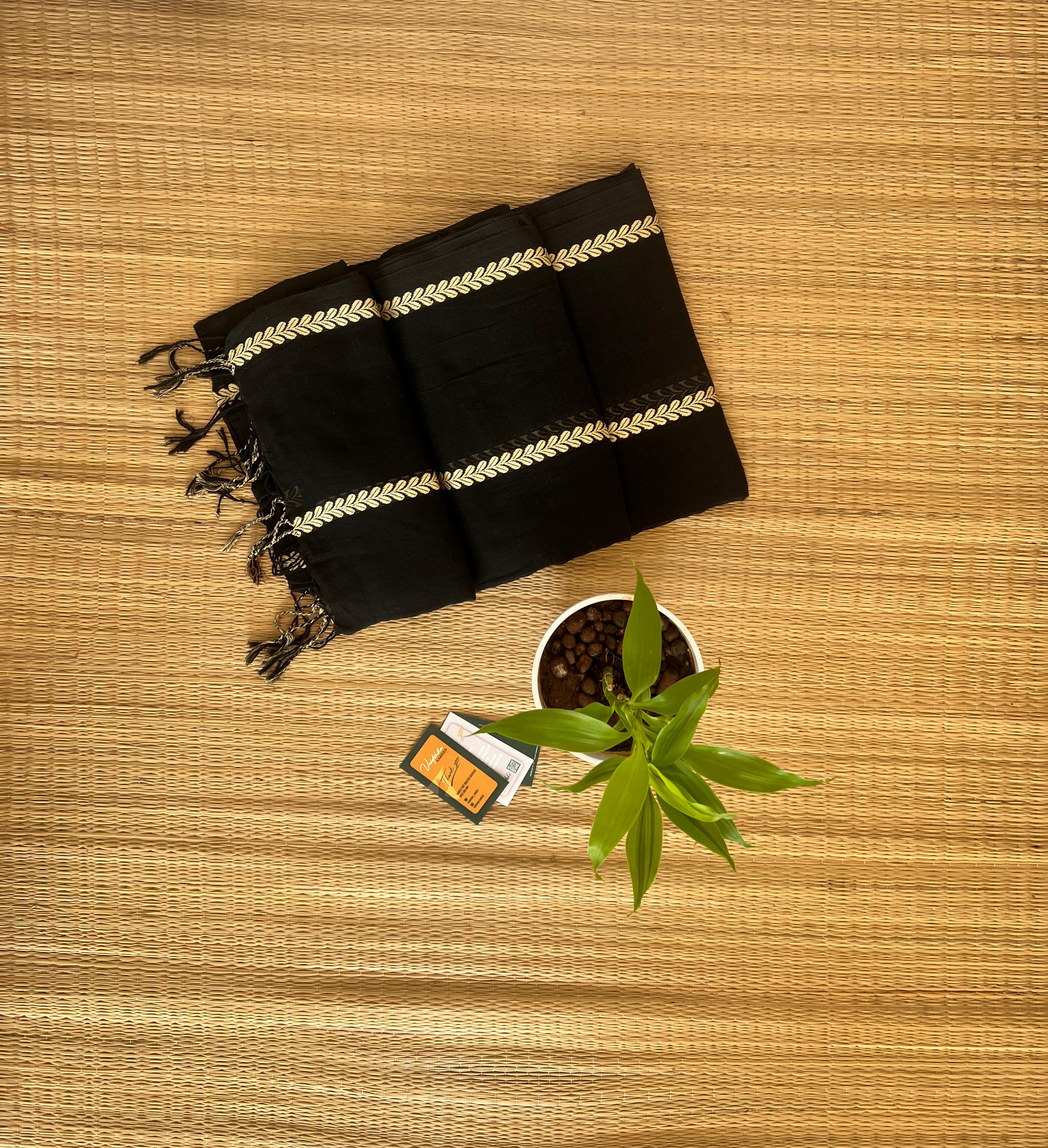 ISHITHA SAREE