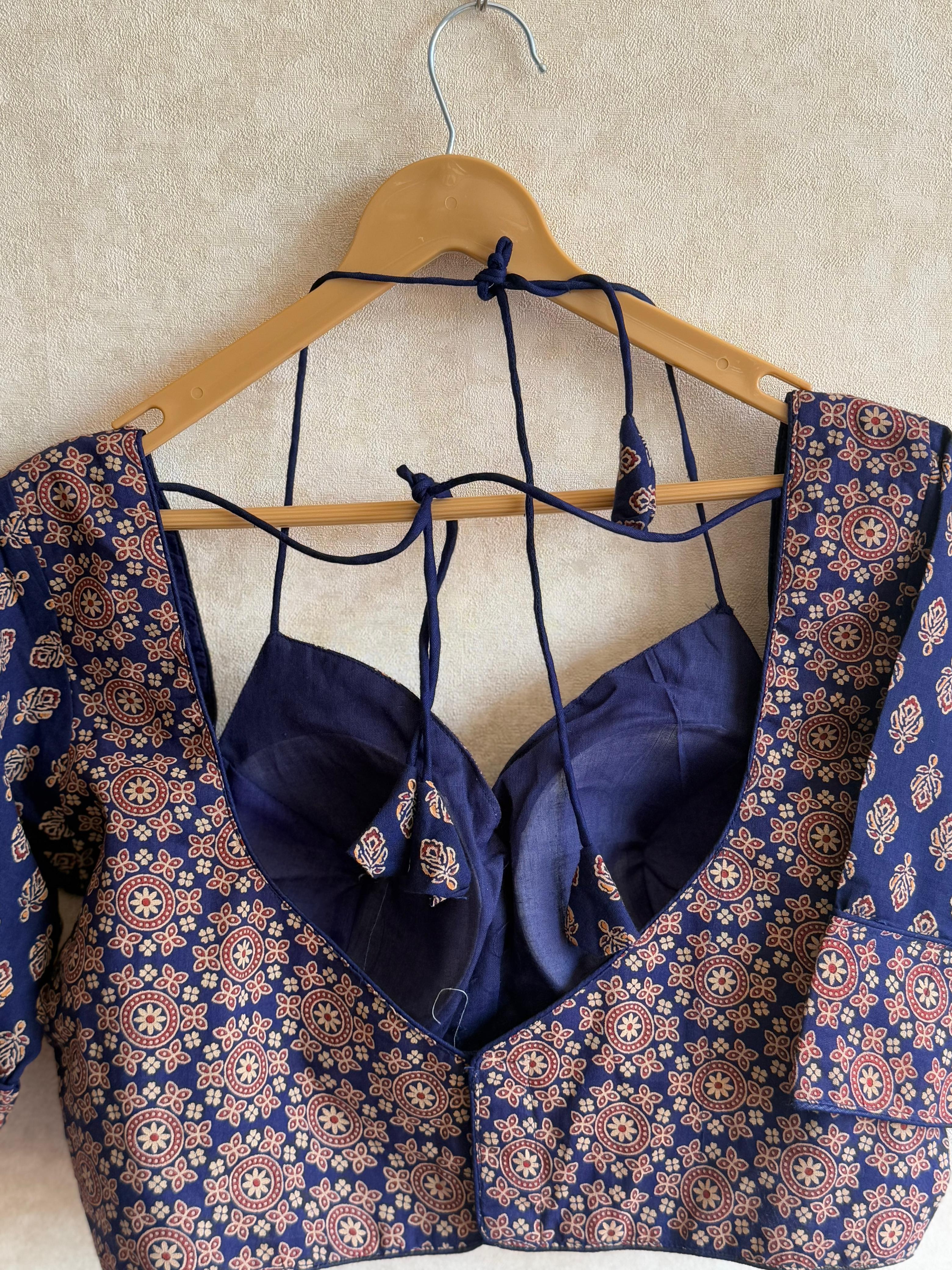 HALTER NECK BLOUSE-VCB018