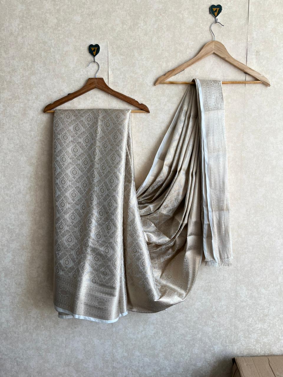 Semi Kattan Off White Saree-VCBR002