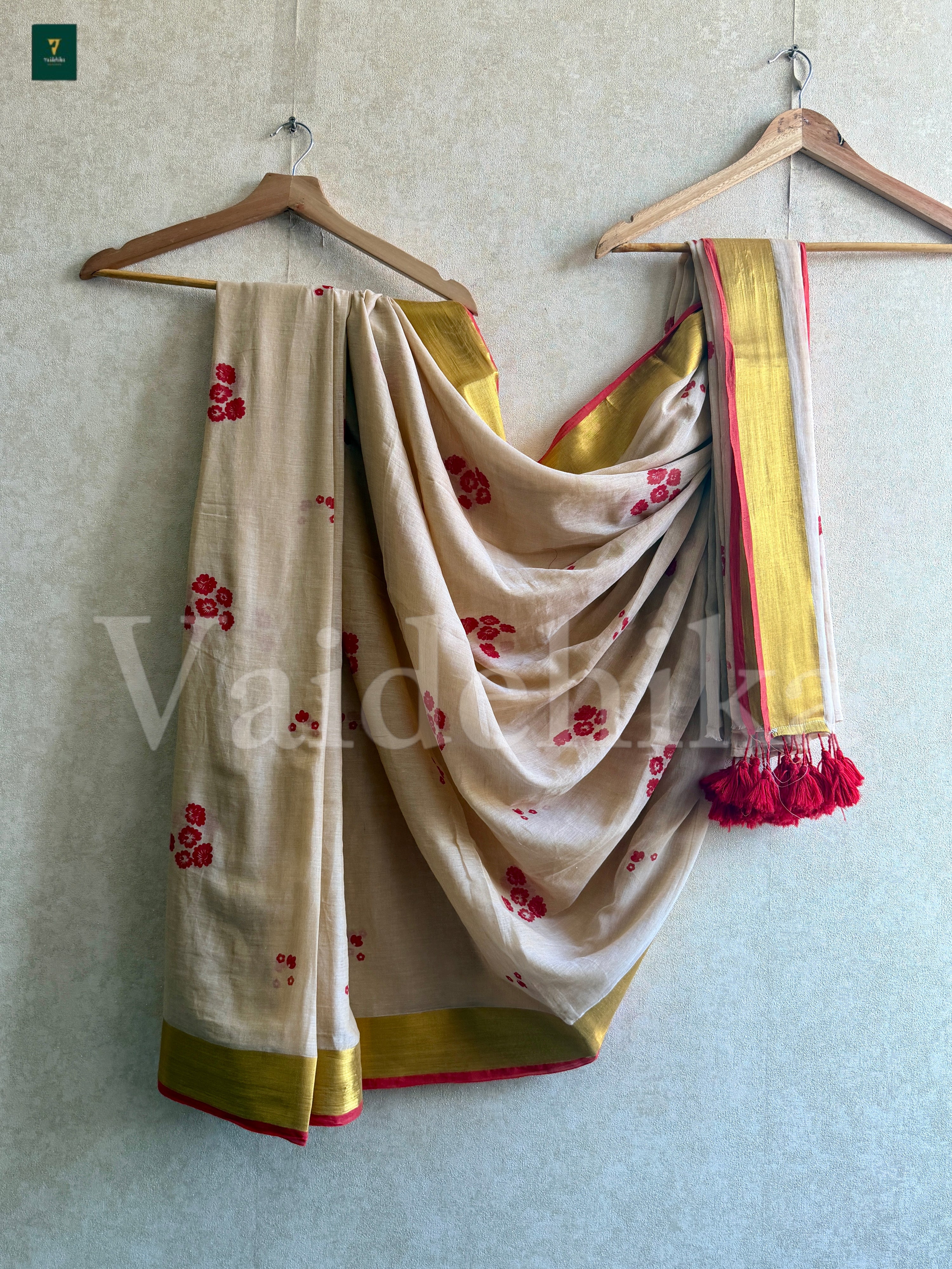 Megha Saree-VA49