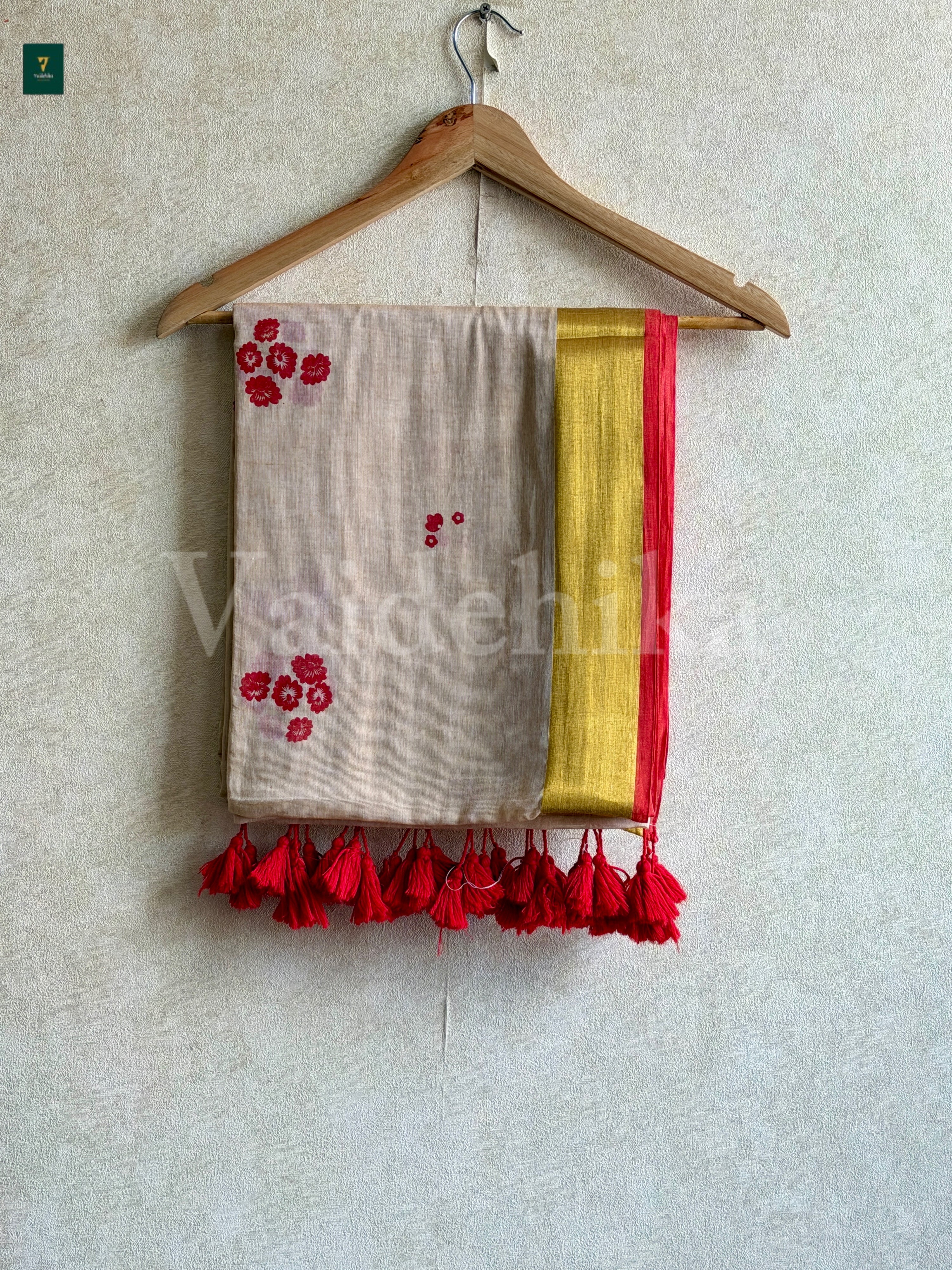 Megha Saree-VA49