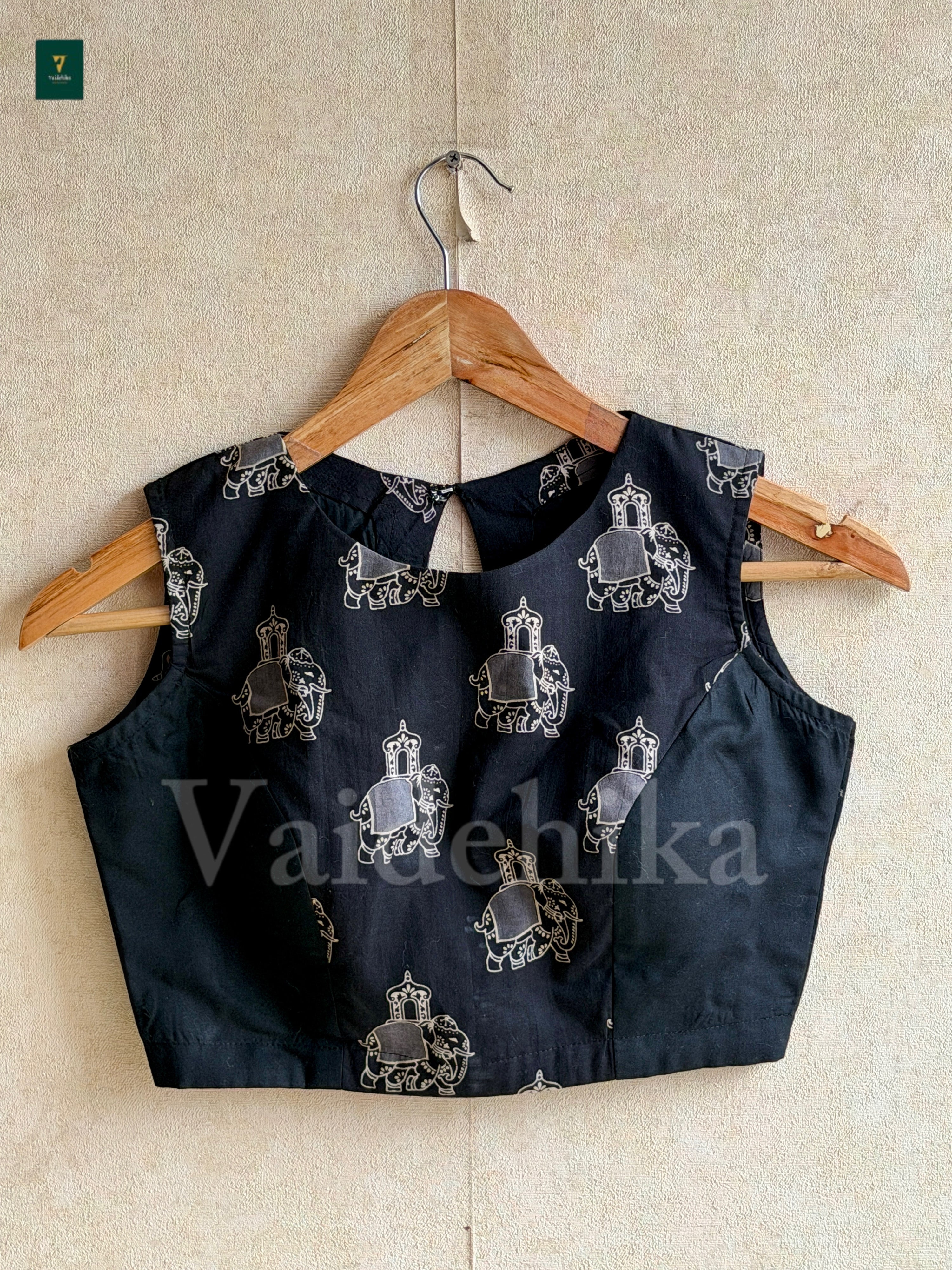 Aira Blouse-VCCB0722