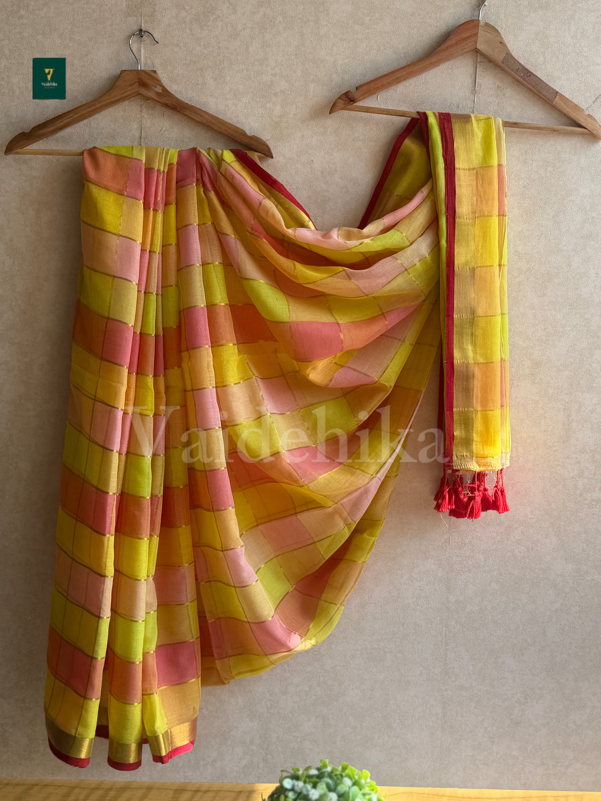 Smrethi Saree - VA55