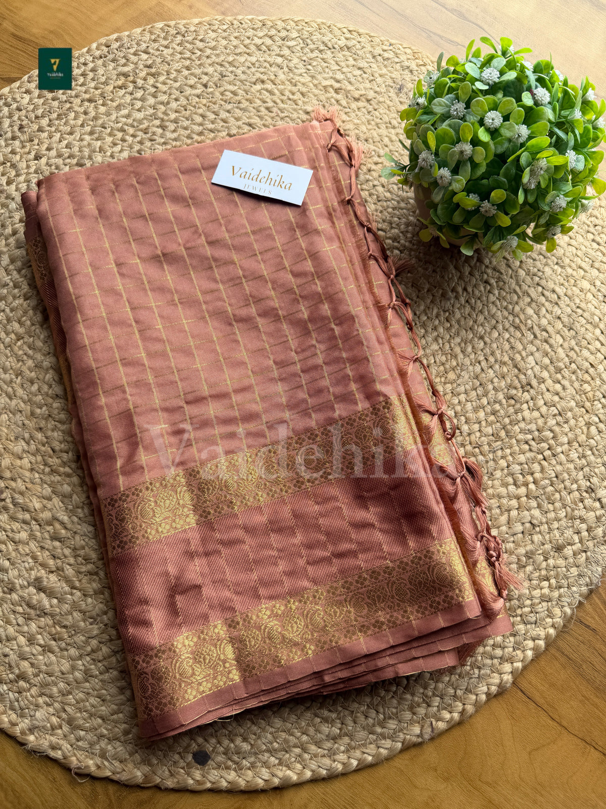 Esther Saree-VS042