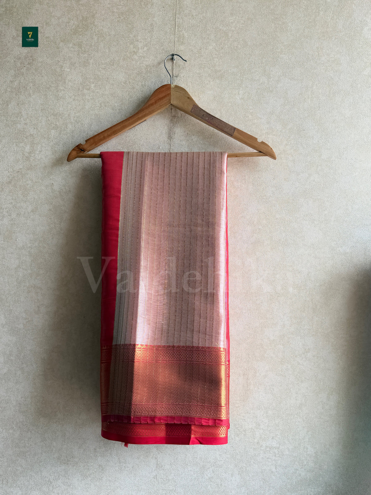 Haya Saree-VS041