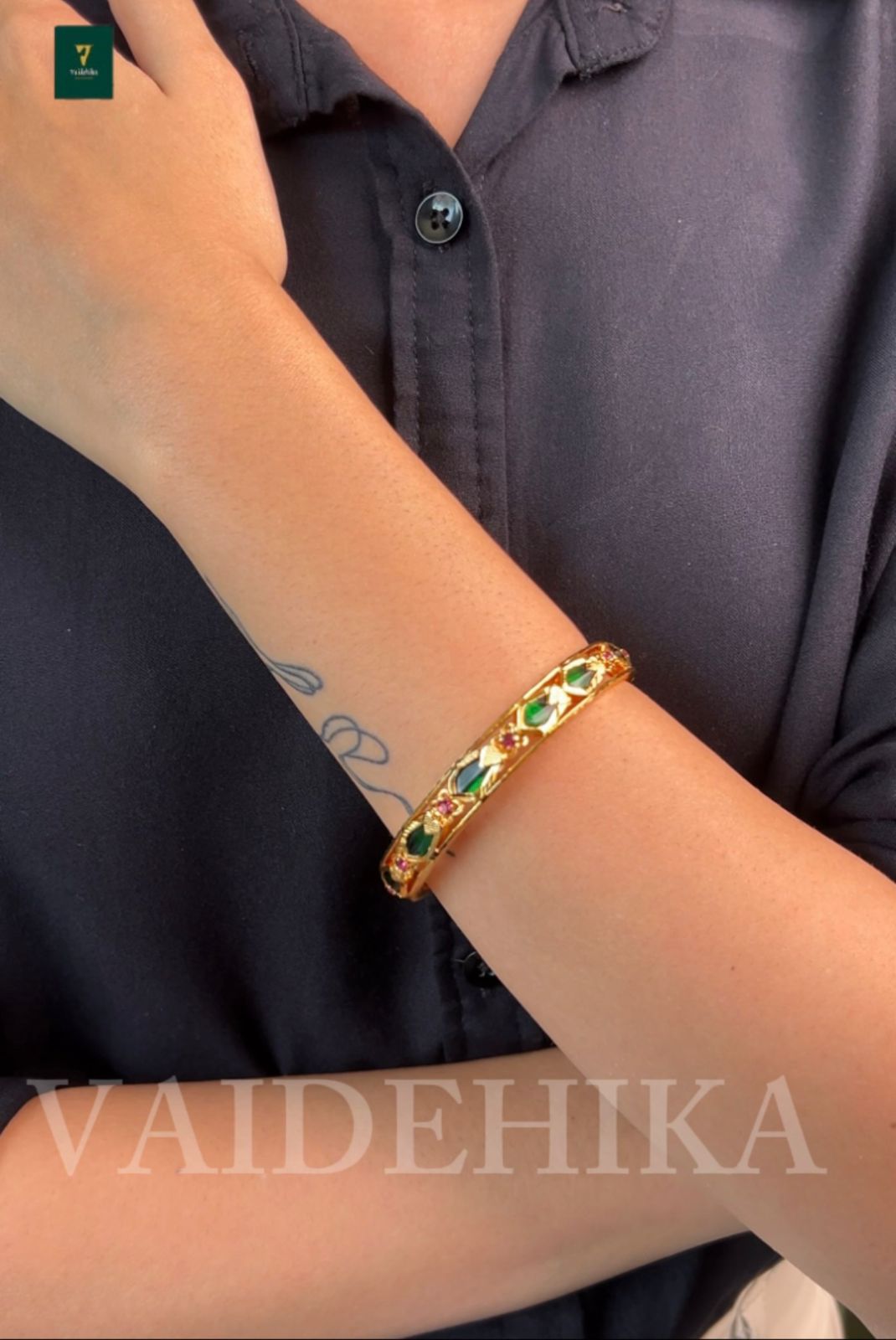 Nagapadam Palakka Bangle Green-VJB032