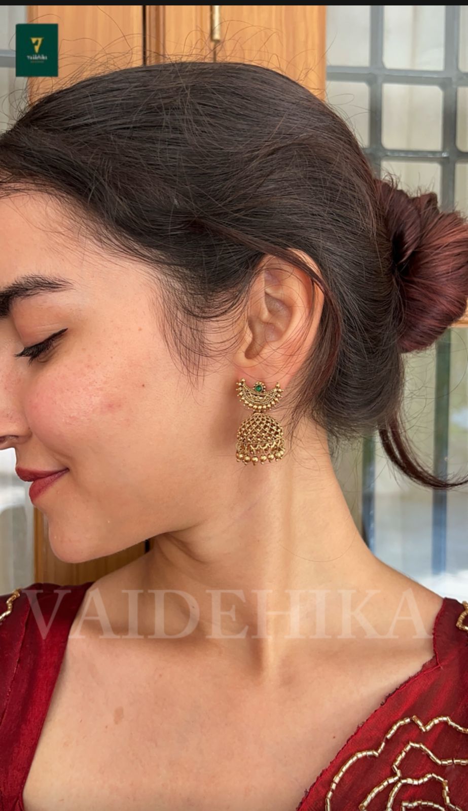 Half Moon Jumka - VJHM01