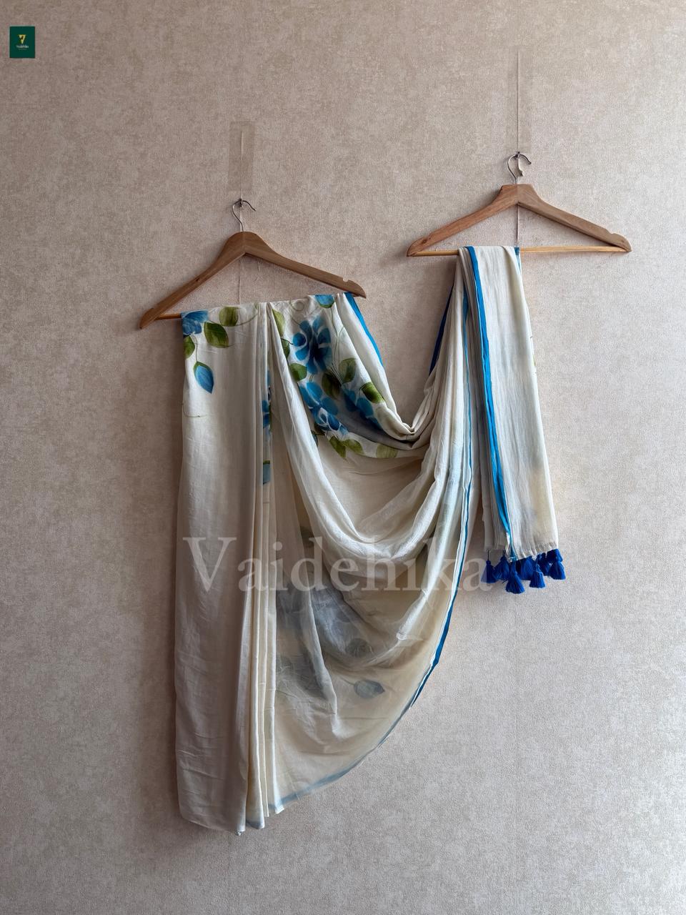 Indhira Saree-VA31