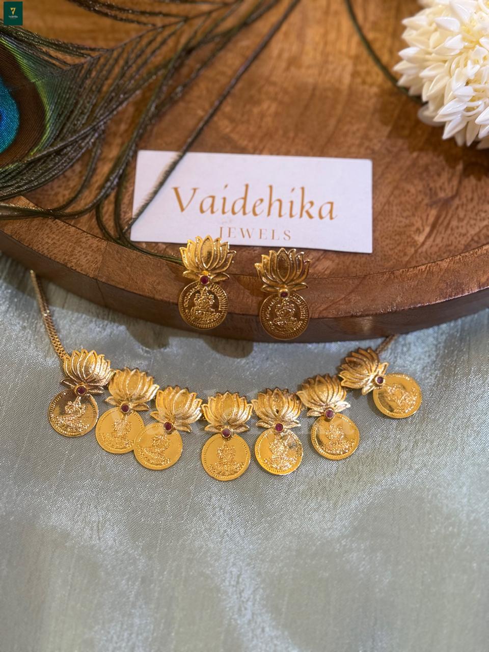 Kamalika Necklace-VJJ100