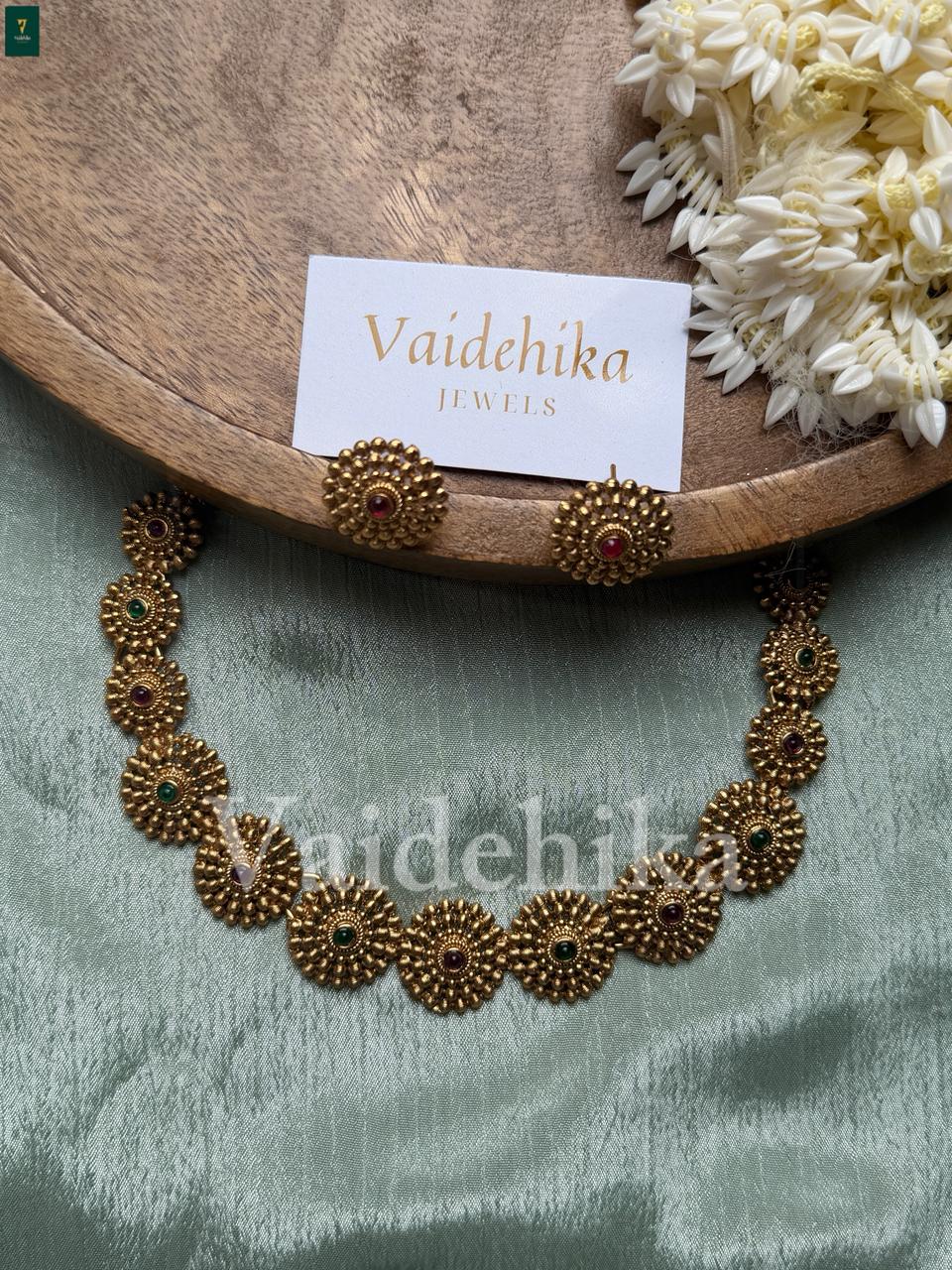 Pushpanjali Necklace-VJJ128