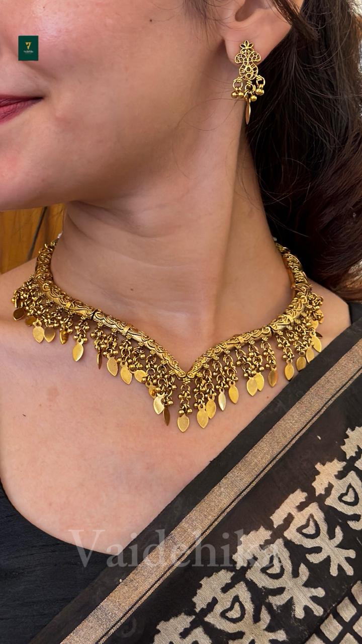 Nayana Necklace-VJA53