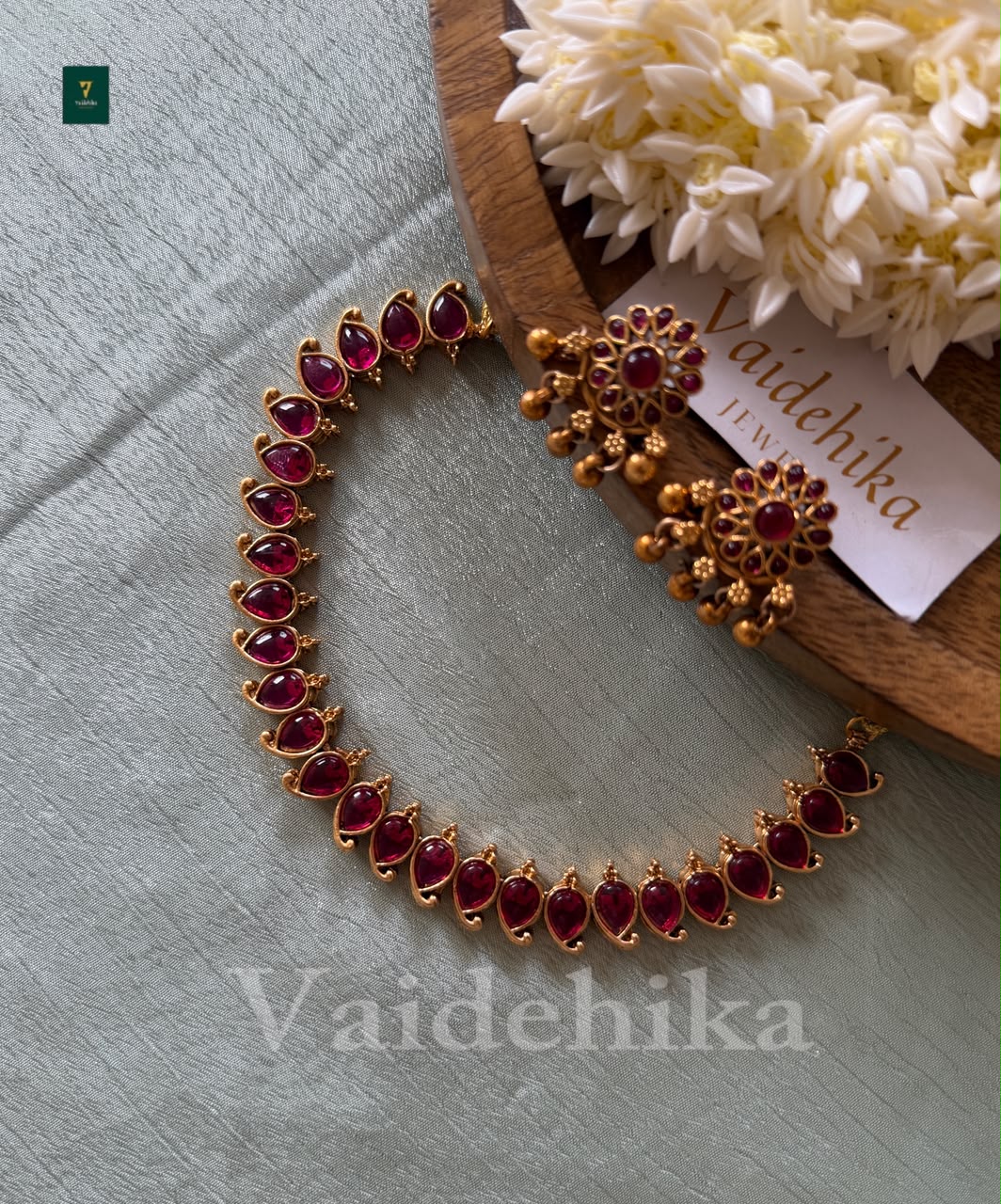 Thira Necklace-VJO08