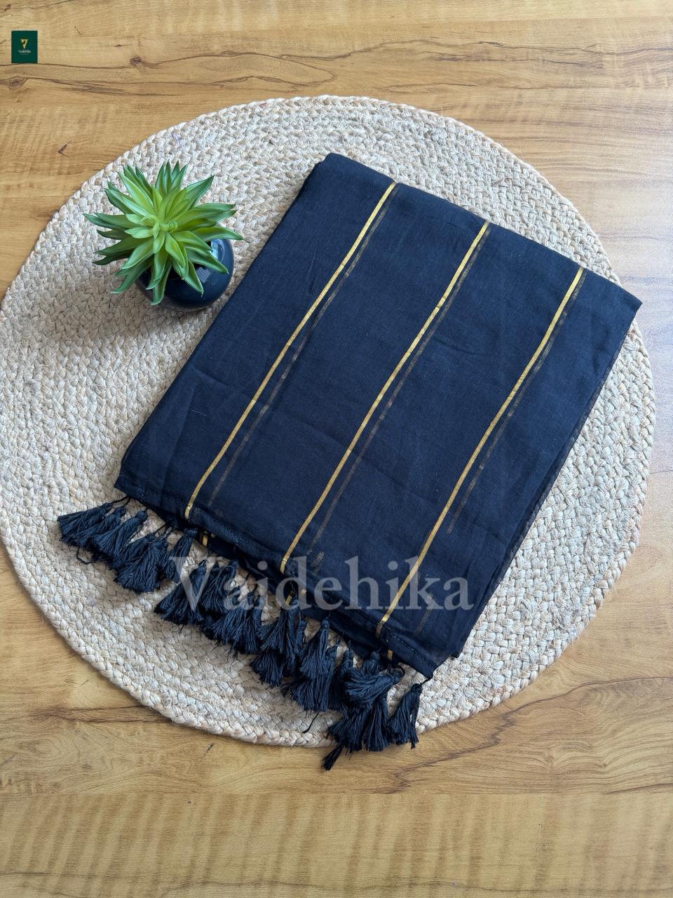 Naina Saree-VA44