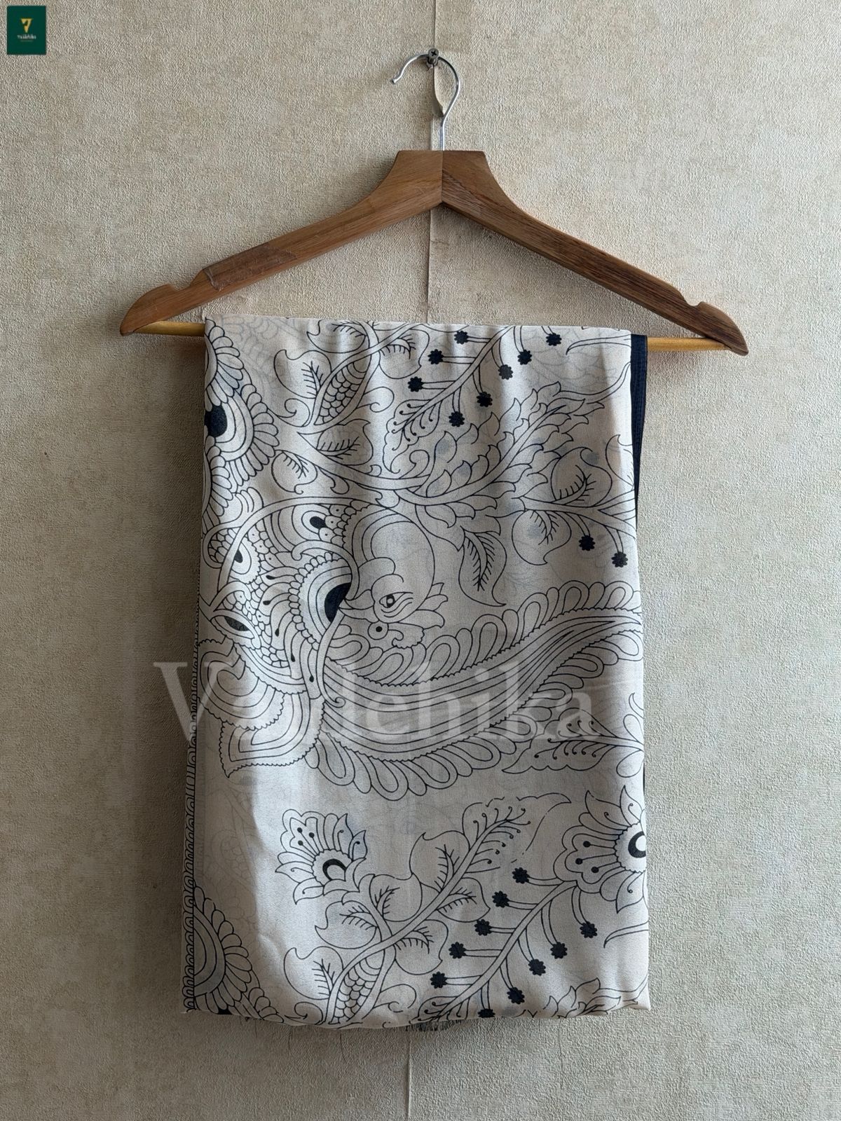 Malarmizhi Black Saree-VA78