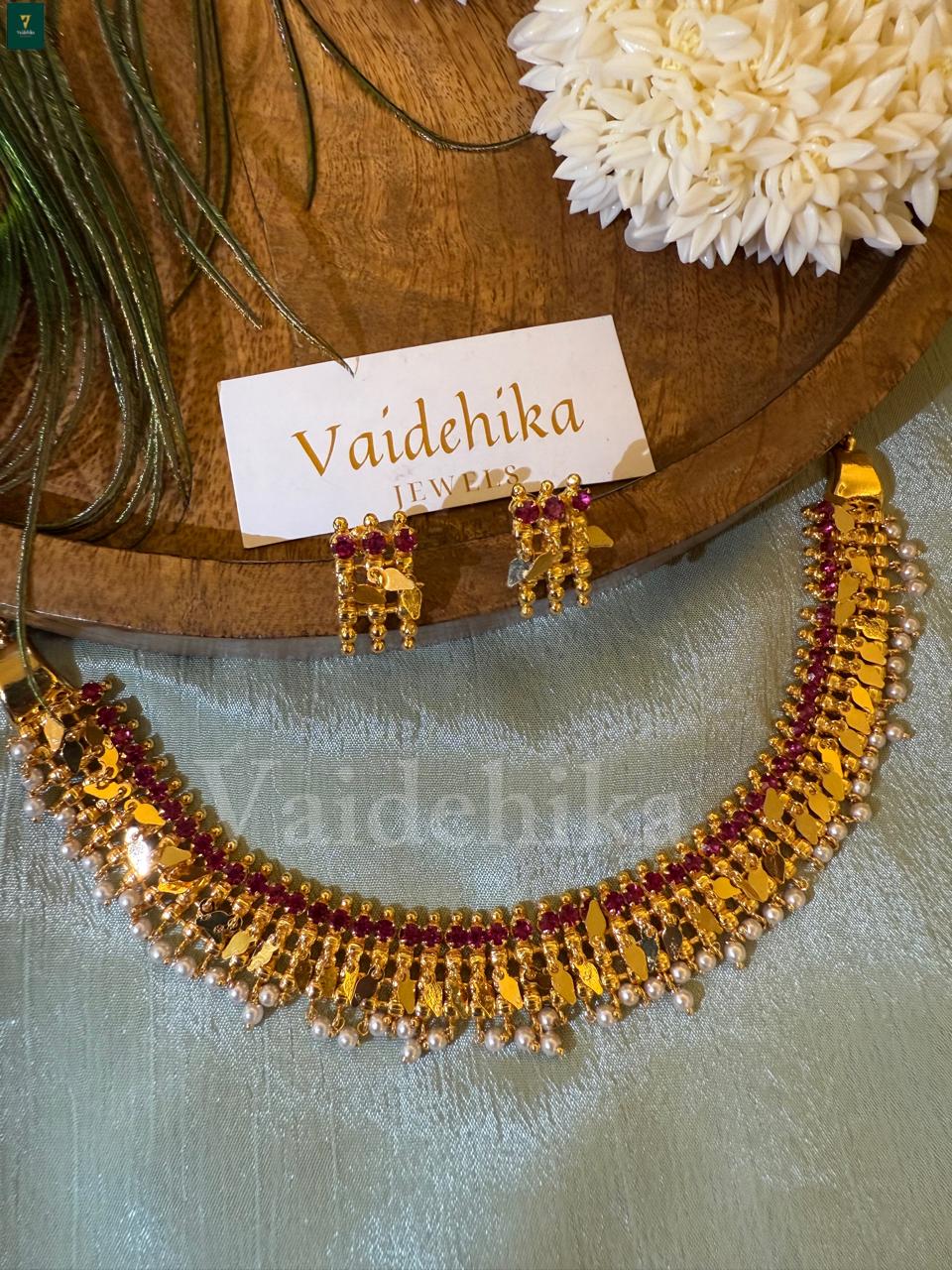 Madhulika Necklace-VJJ103