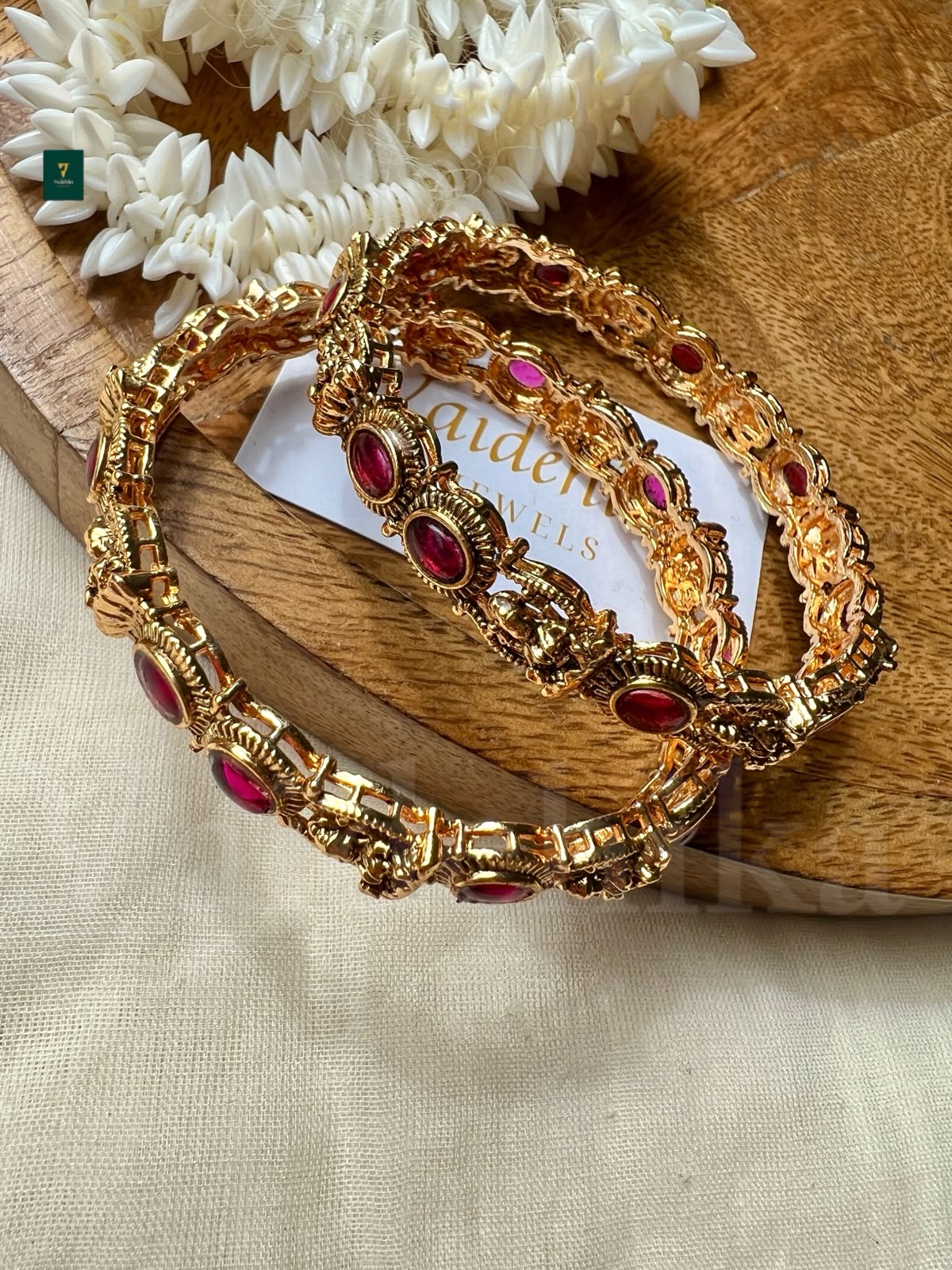 Saraswathi Bangles-VJA47