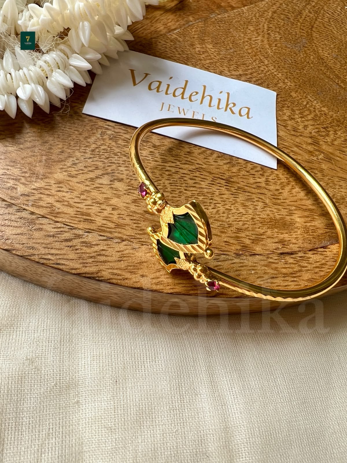 Nisarga Bangle-VJJ139