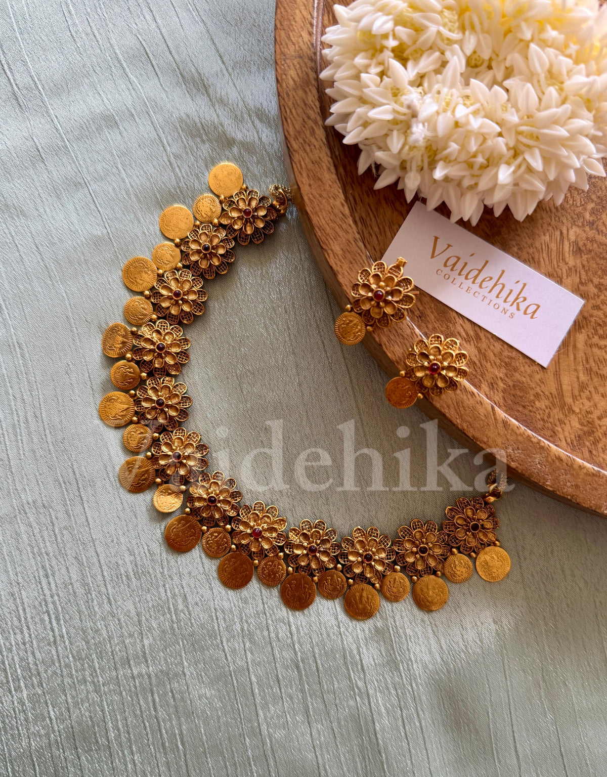 Golden Flower Necklace-VJN007