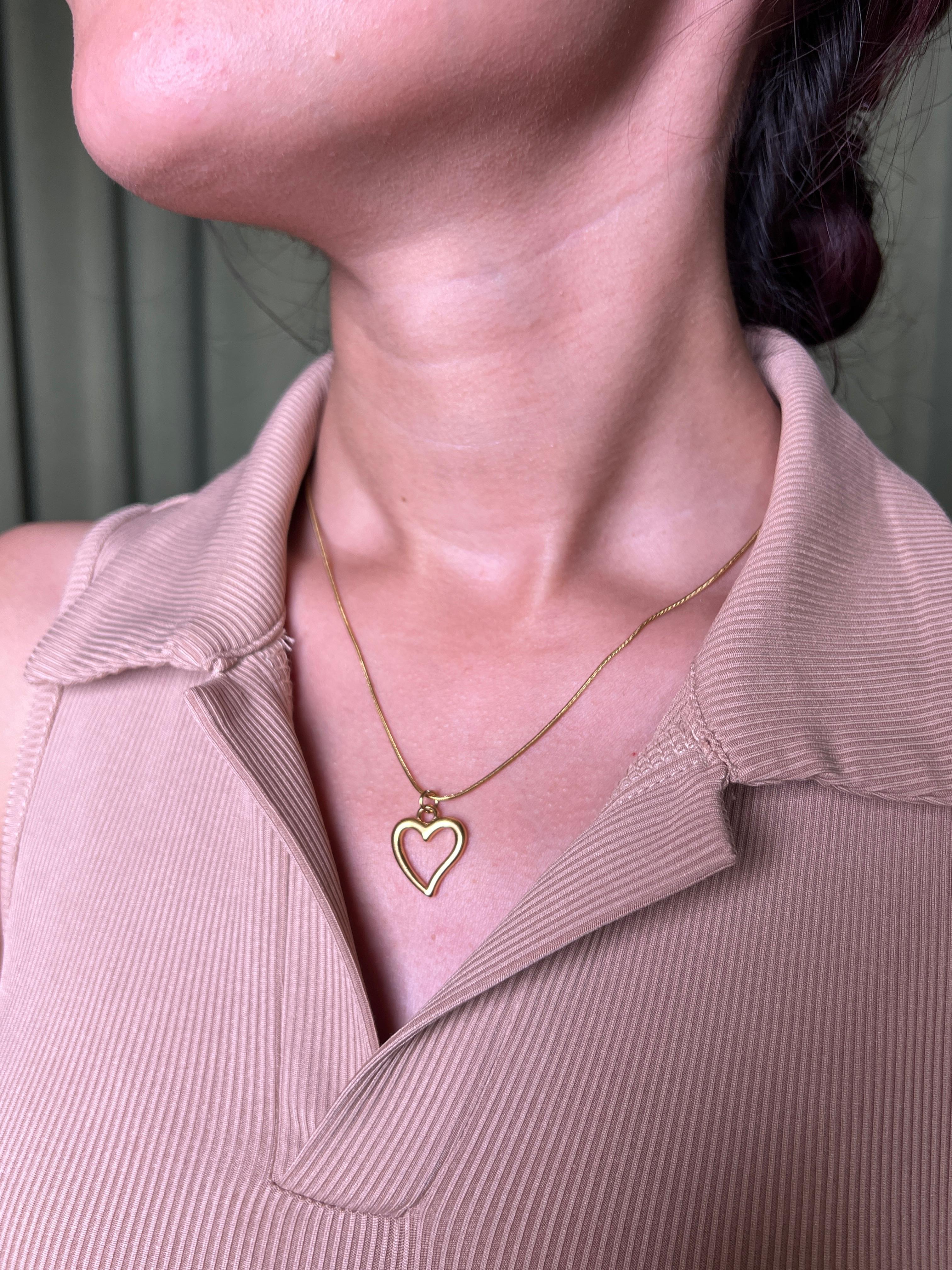 Open Heart Necklace-VJAT030