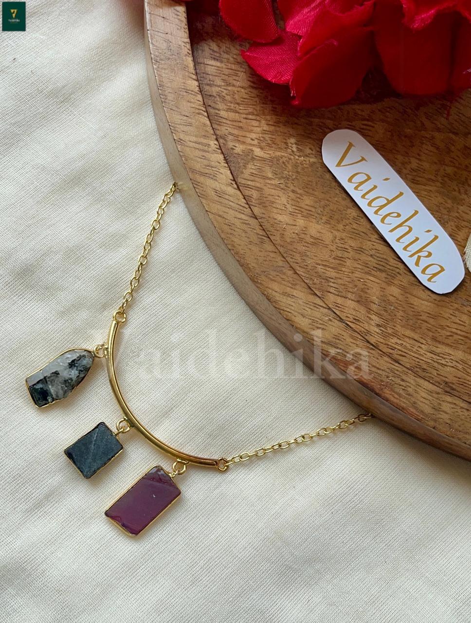 Triple Stone Pendant Chain-VJT002