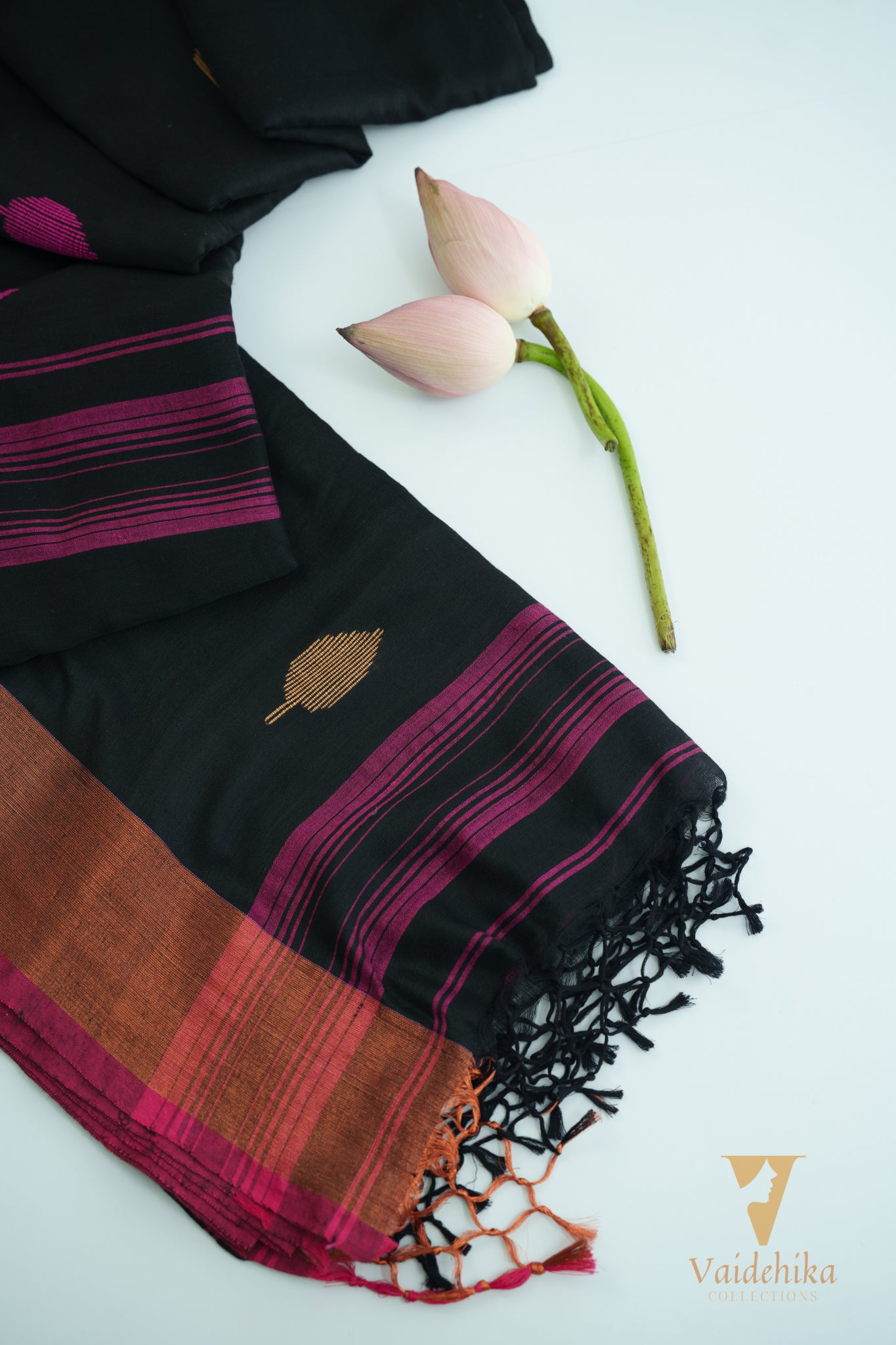 Aaradhya Black Saree-VCK001