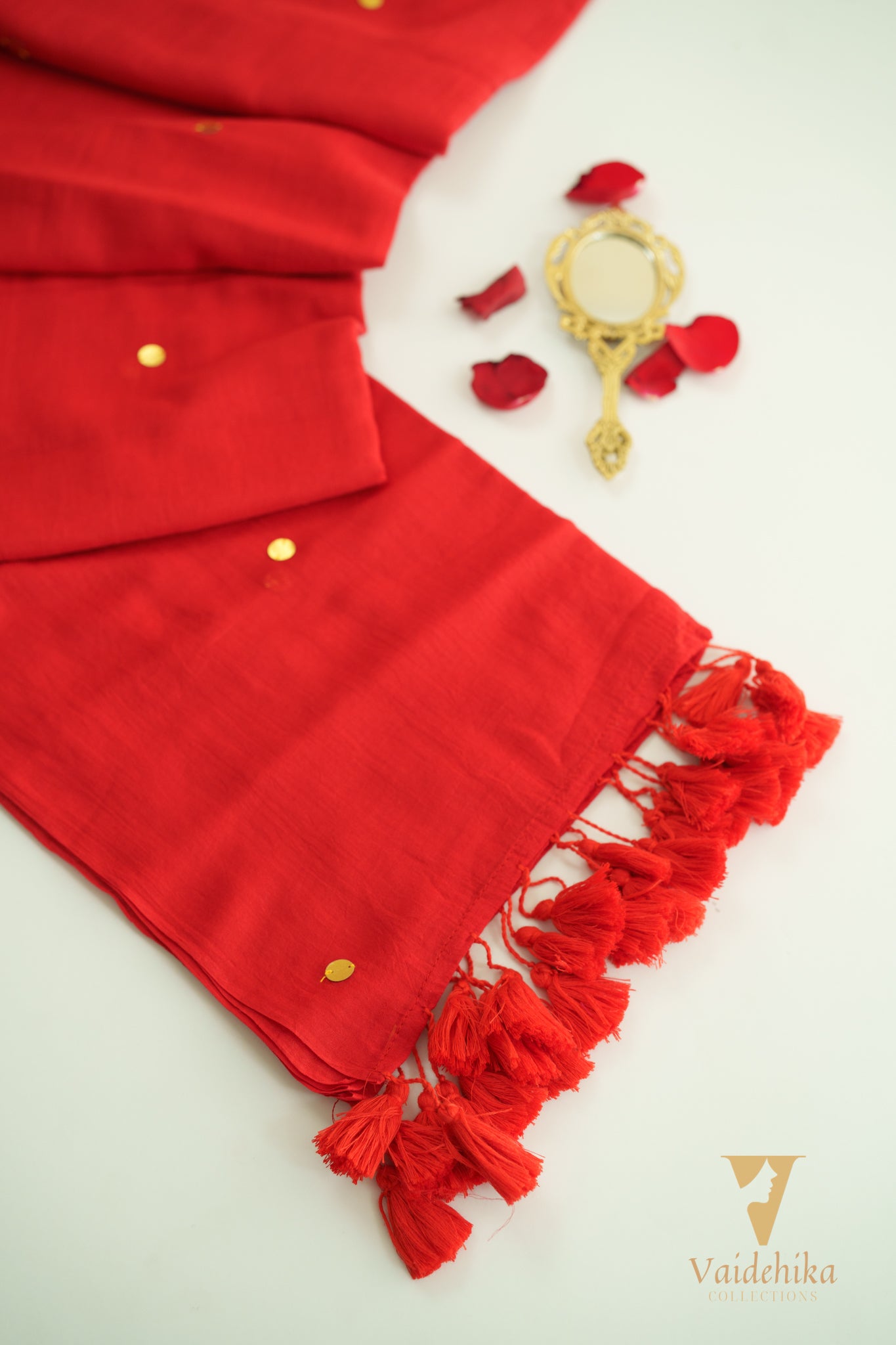 Chummak Gini Red Saree-VCK005