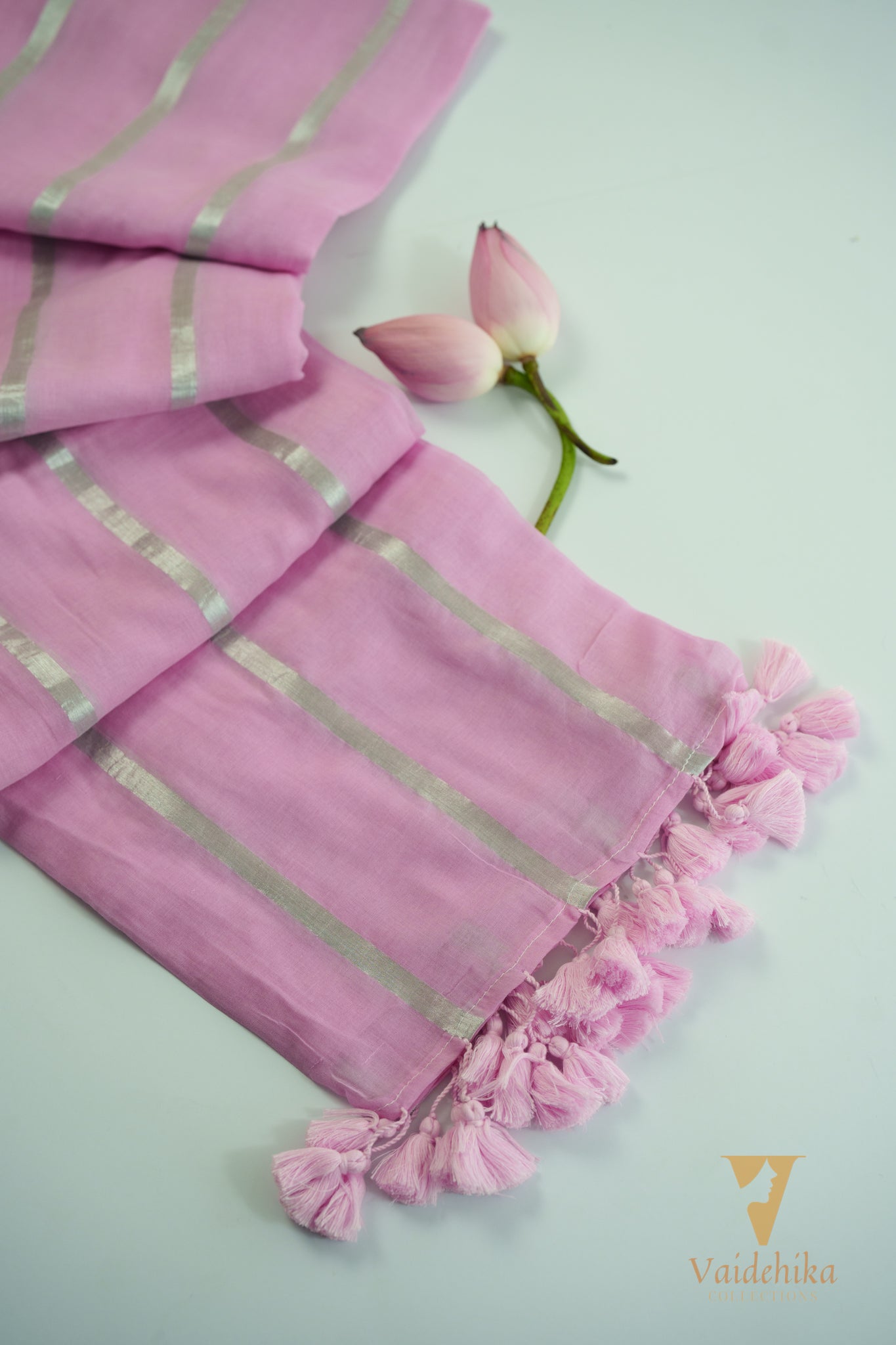 Nithara Rose saree-VCM153