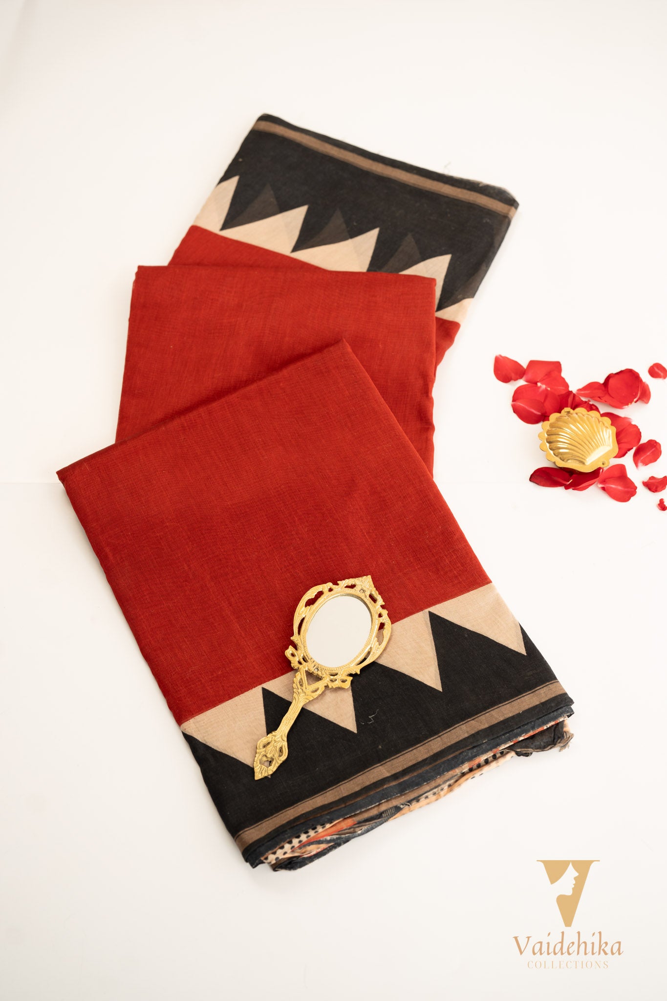 CHANDERI TEMPLE BORDER PATTERN SAREE
