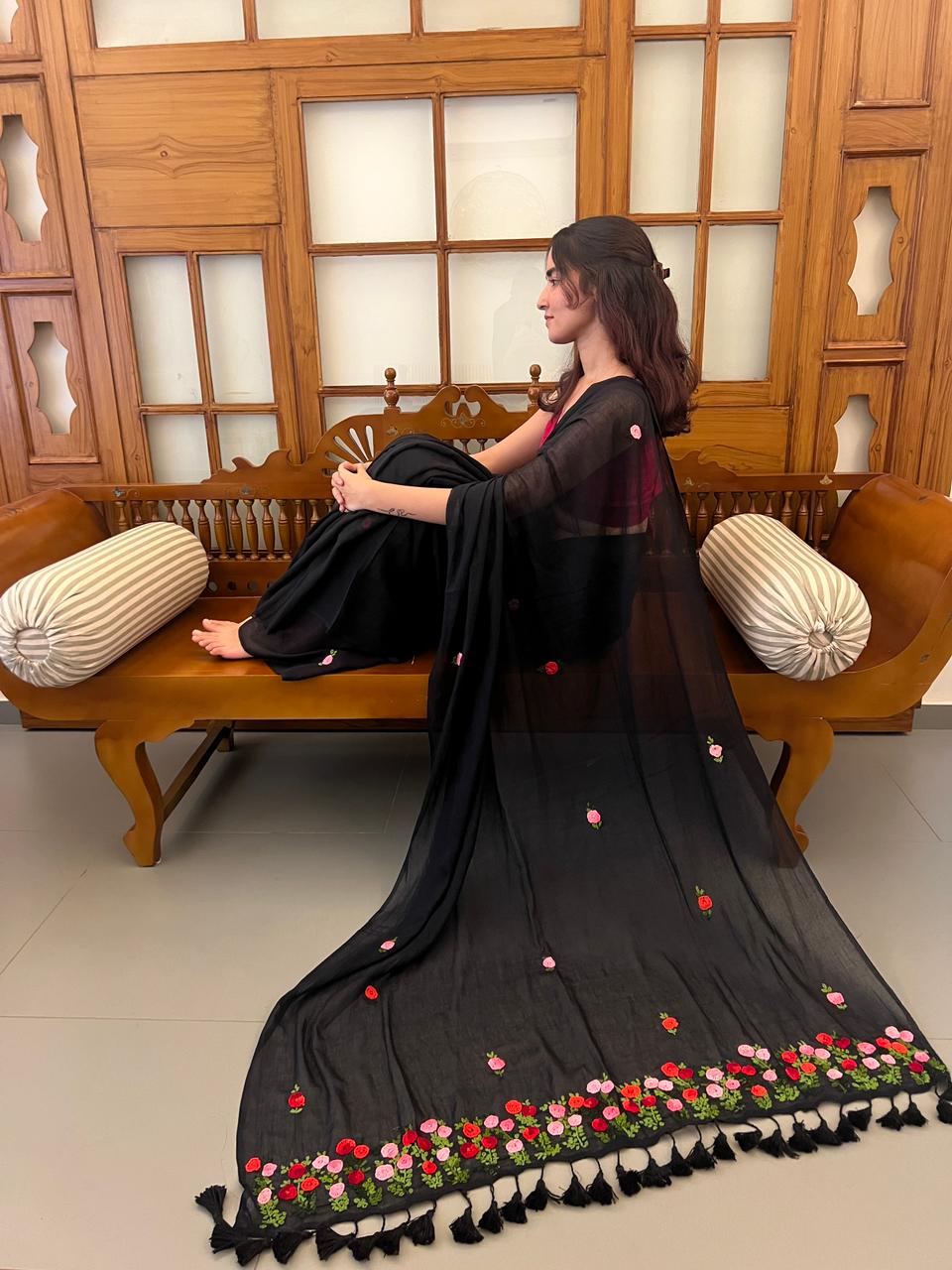 Gulmohar Saree -VCM240