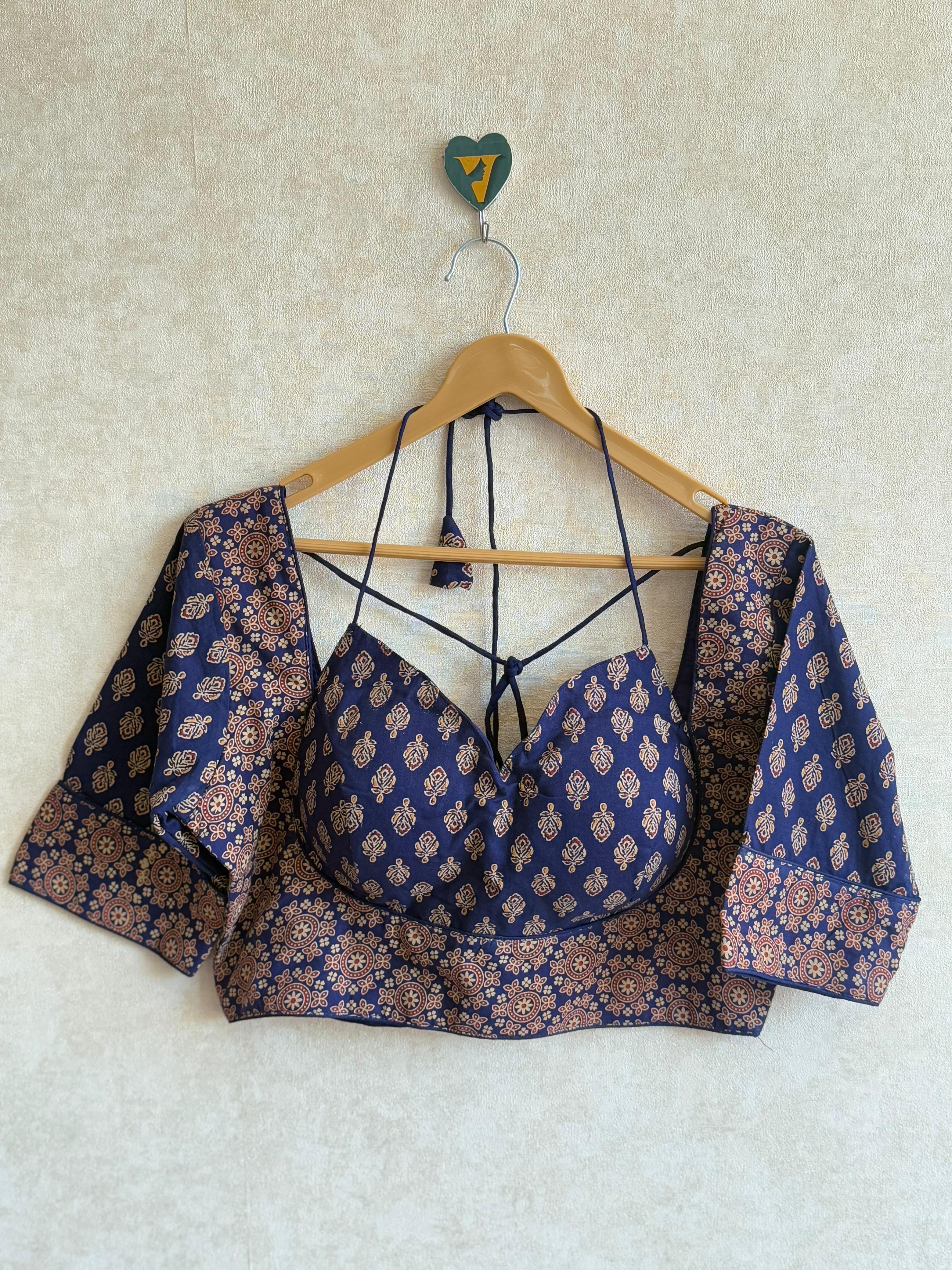 HALTER NECK BLOUSE-VCB018