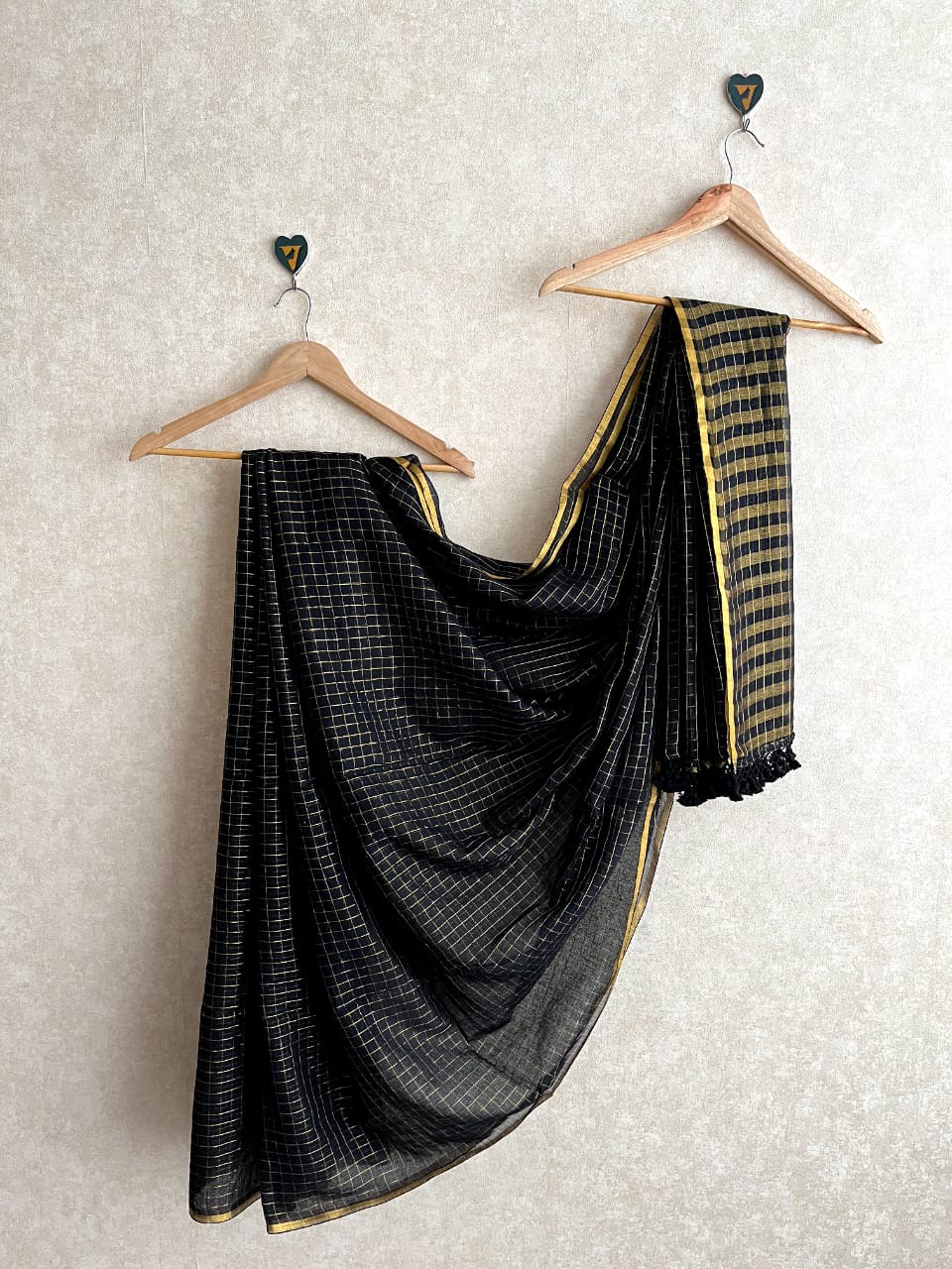 Mandra Saree - VCM086