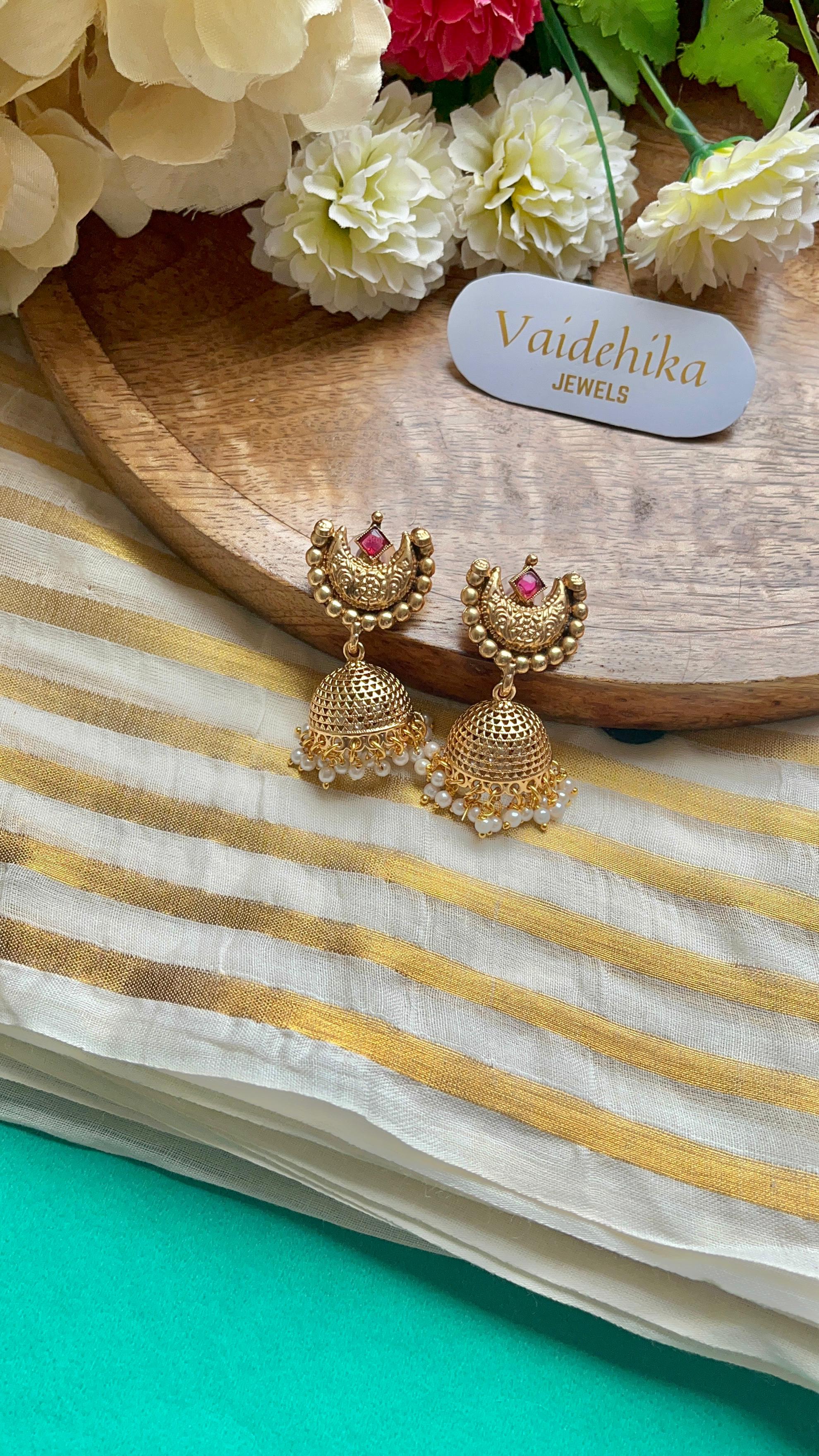Chandra Bindu Jhumka-VJJ011