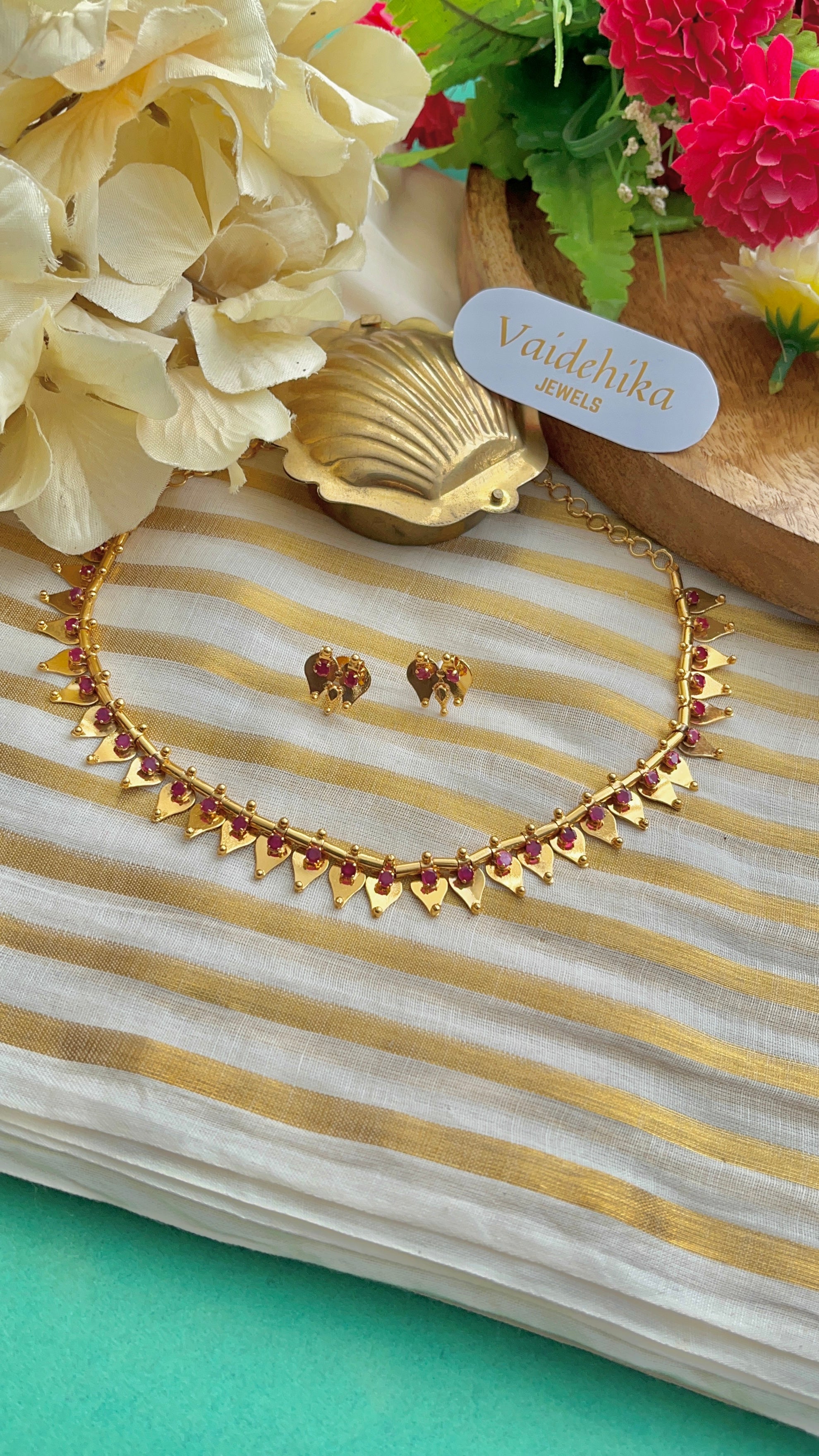 Thalikkottam With Ruby Stone