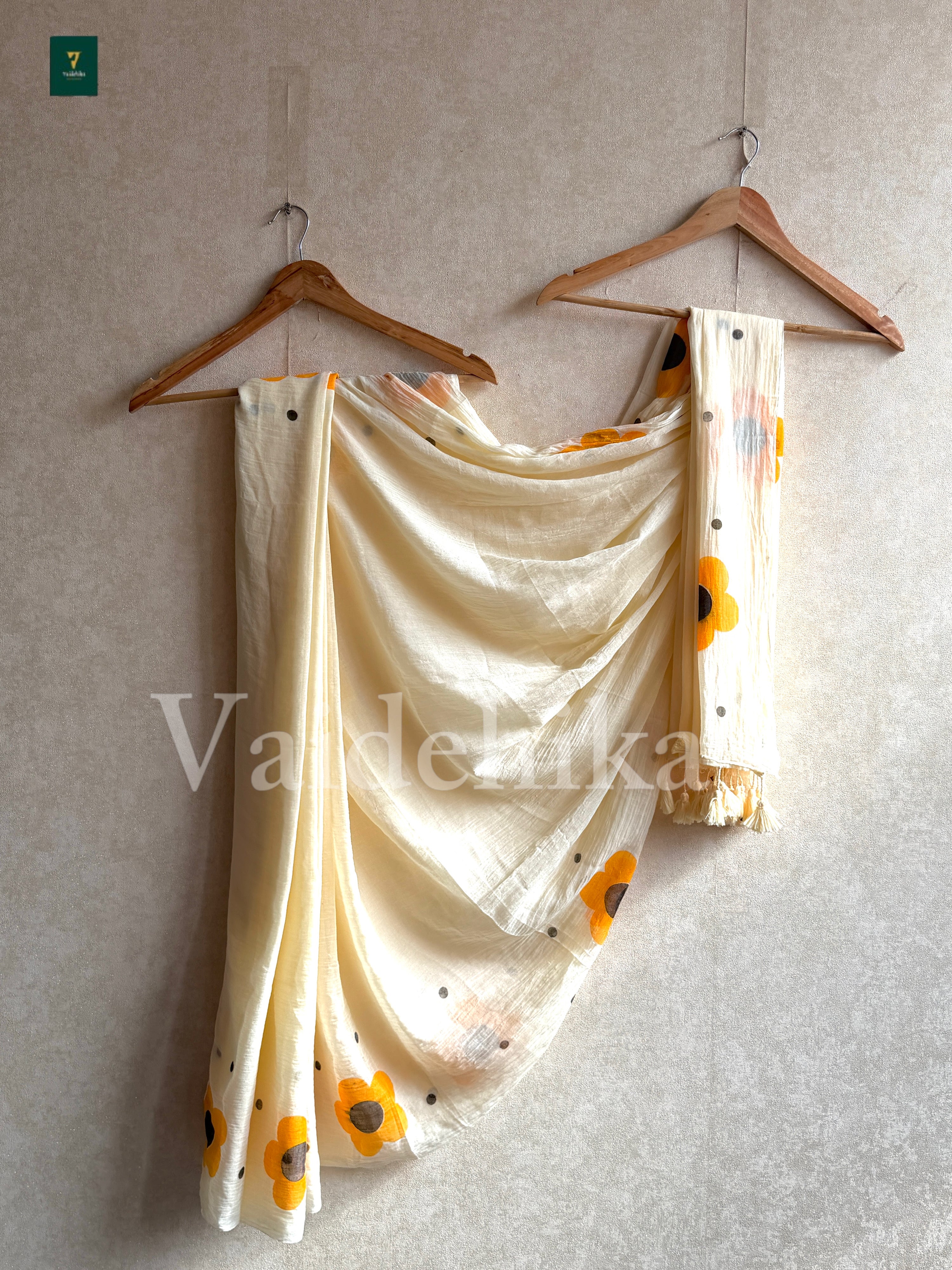Dhrithika Saree-VA71