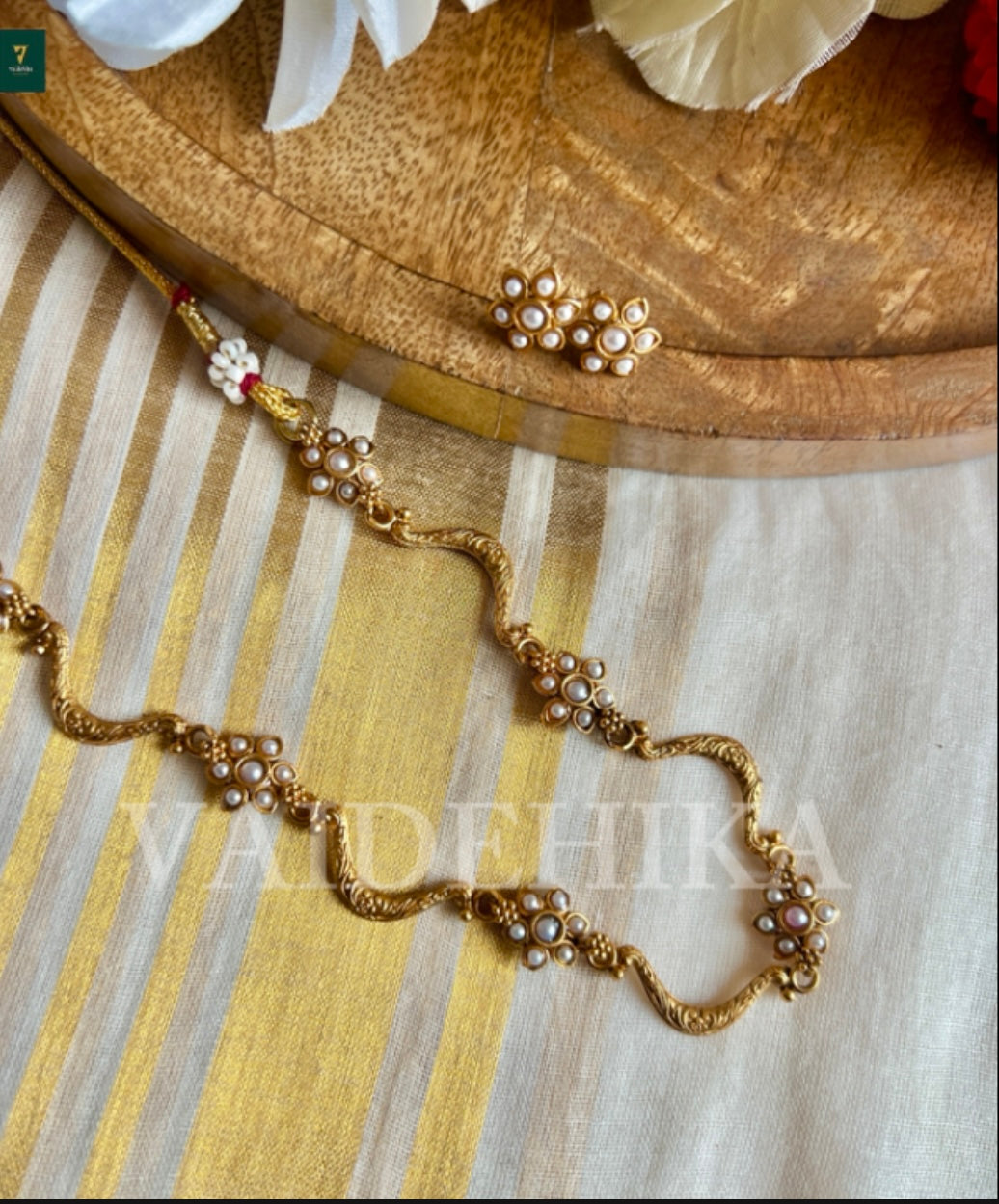 Flower Charm Necklace-VJN111