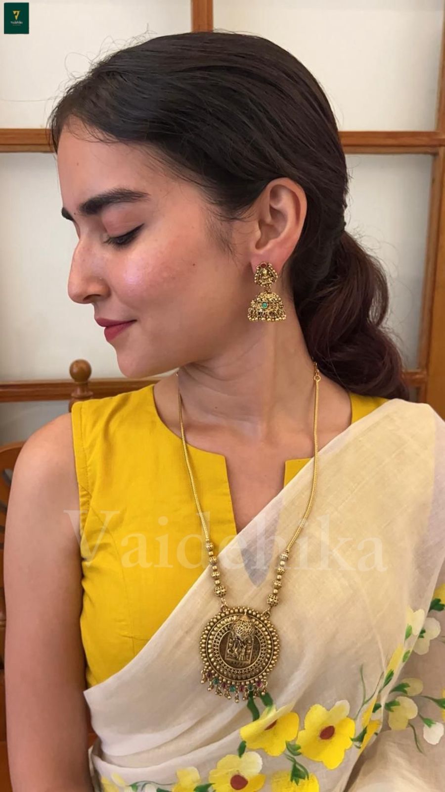 Krishna haaram-VJH024