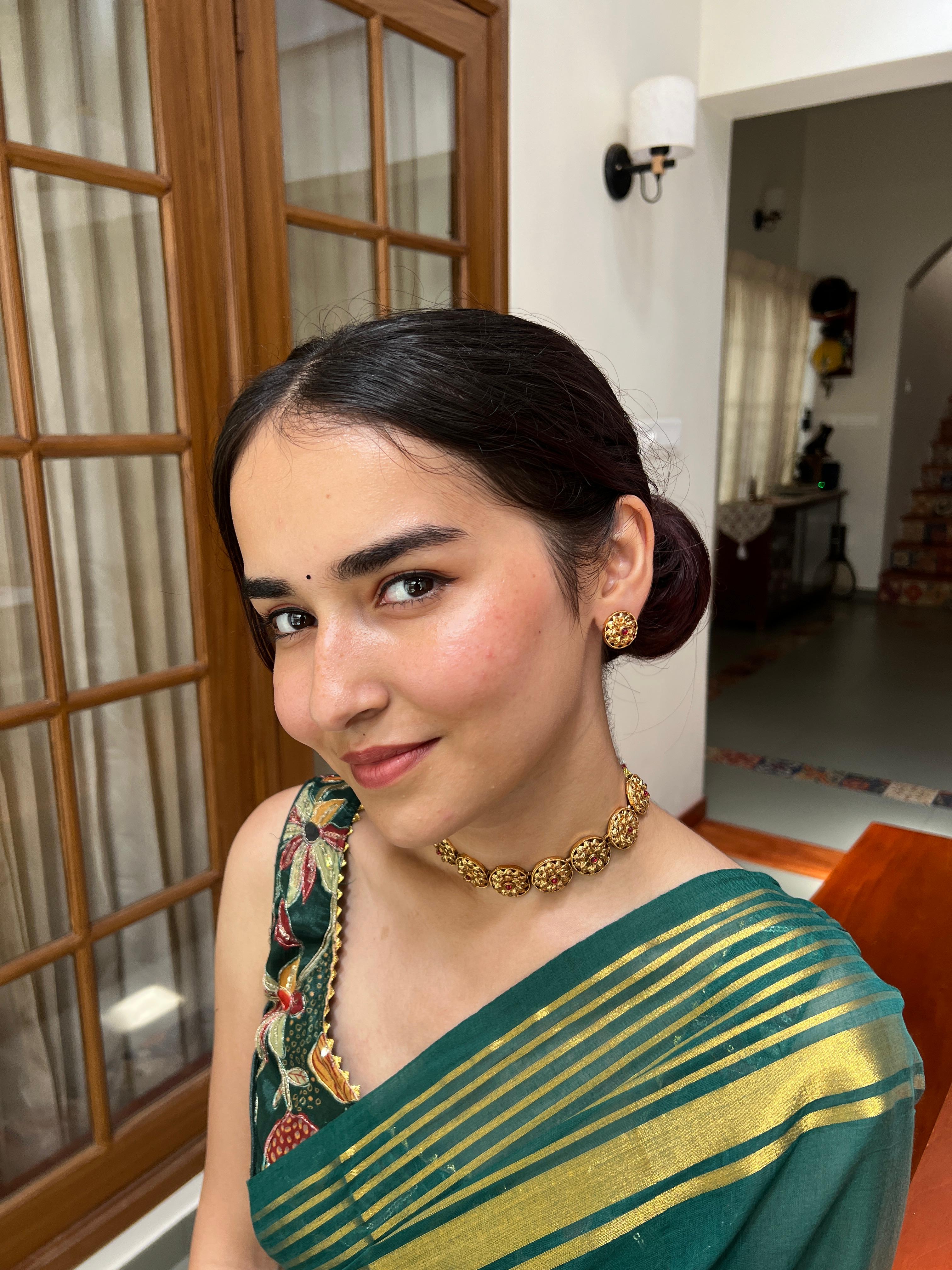 Round flower chocker-VJC134