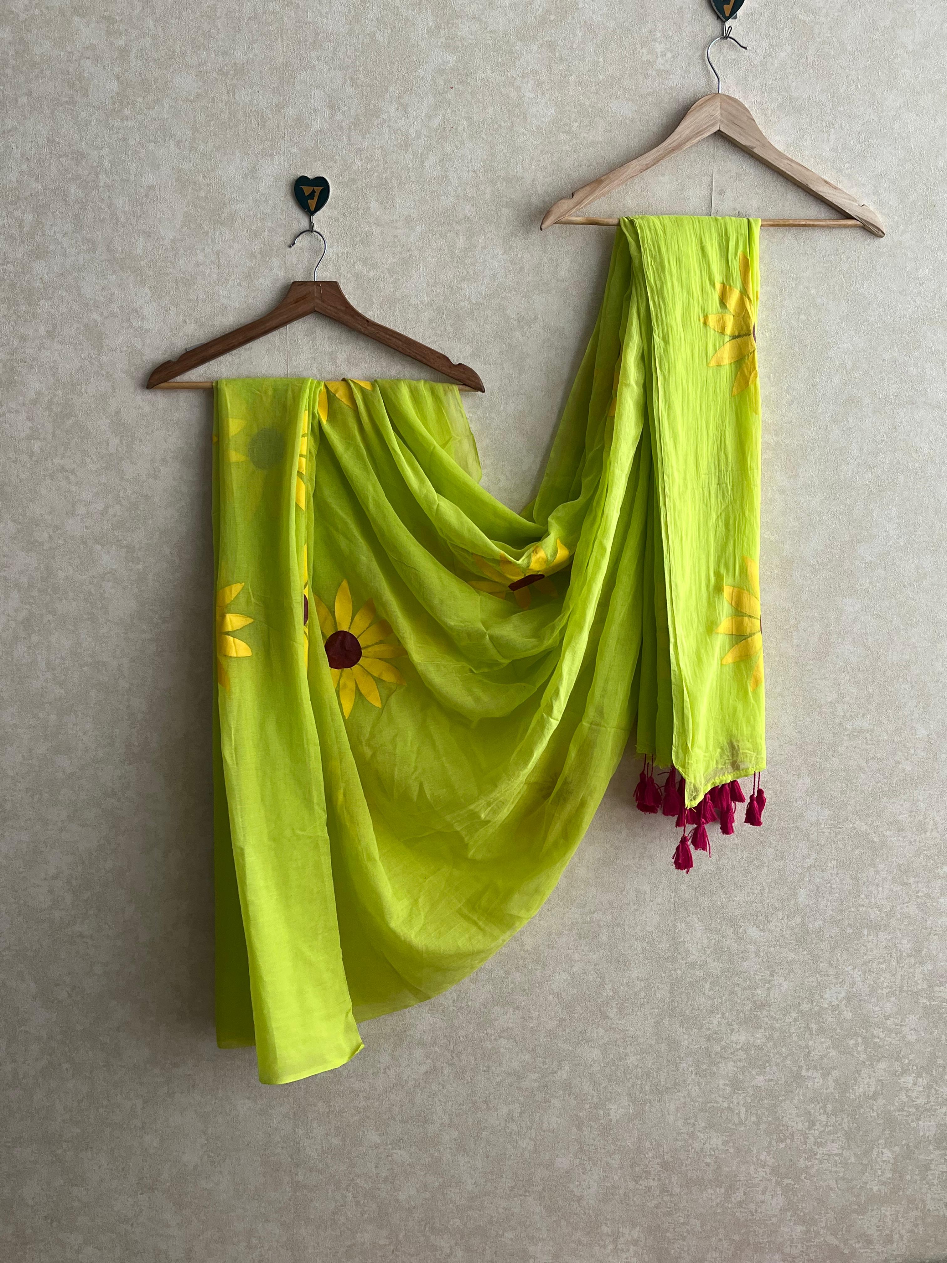 Sunflower neon saree-VCM181