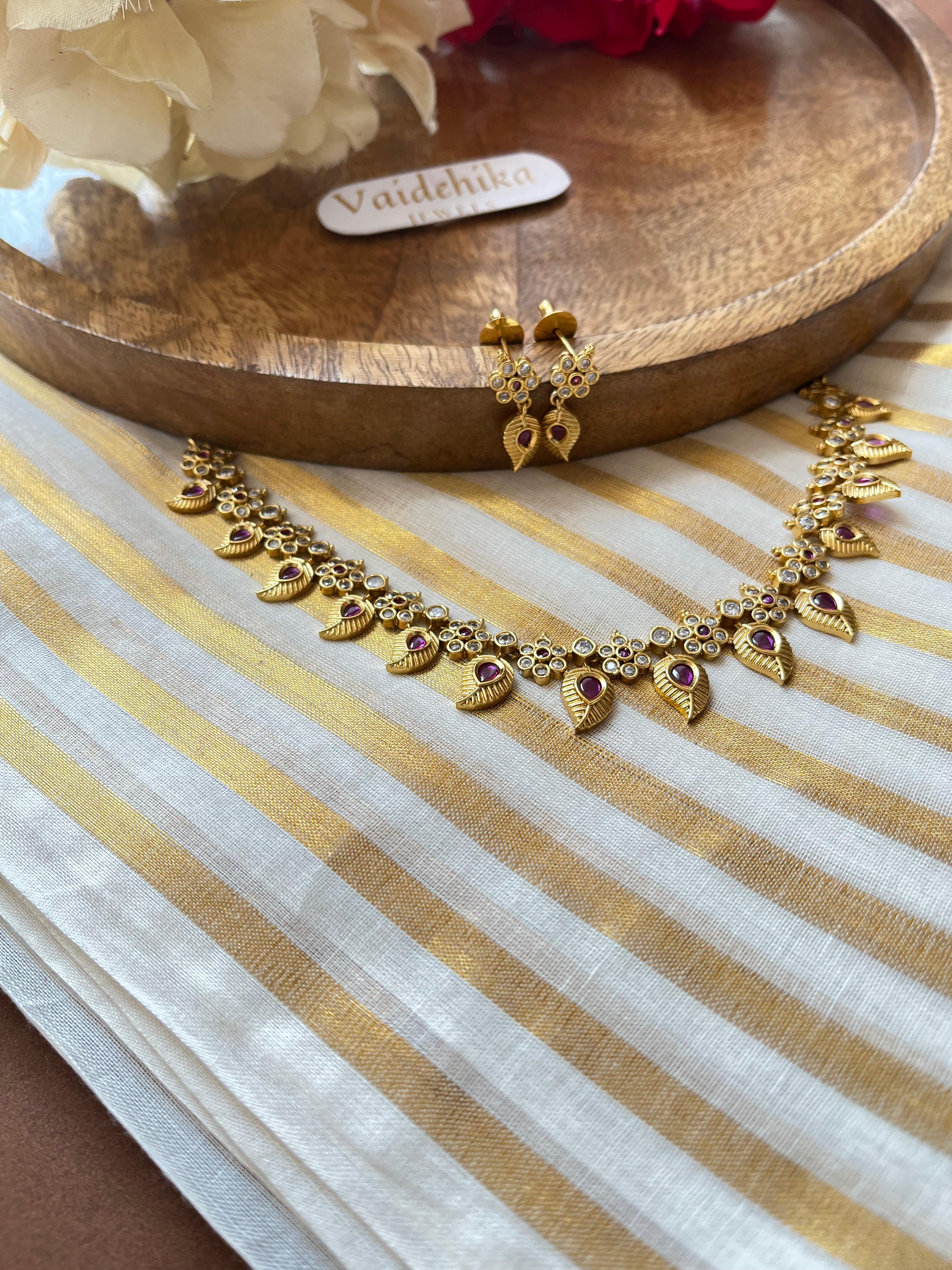 Ruhira Necklace- VJRN01