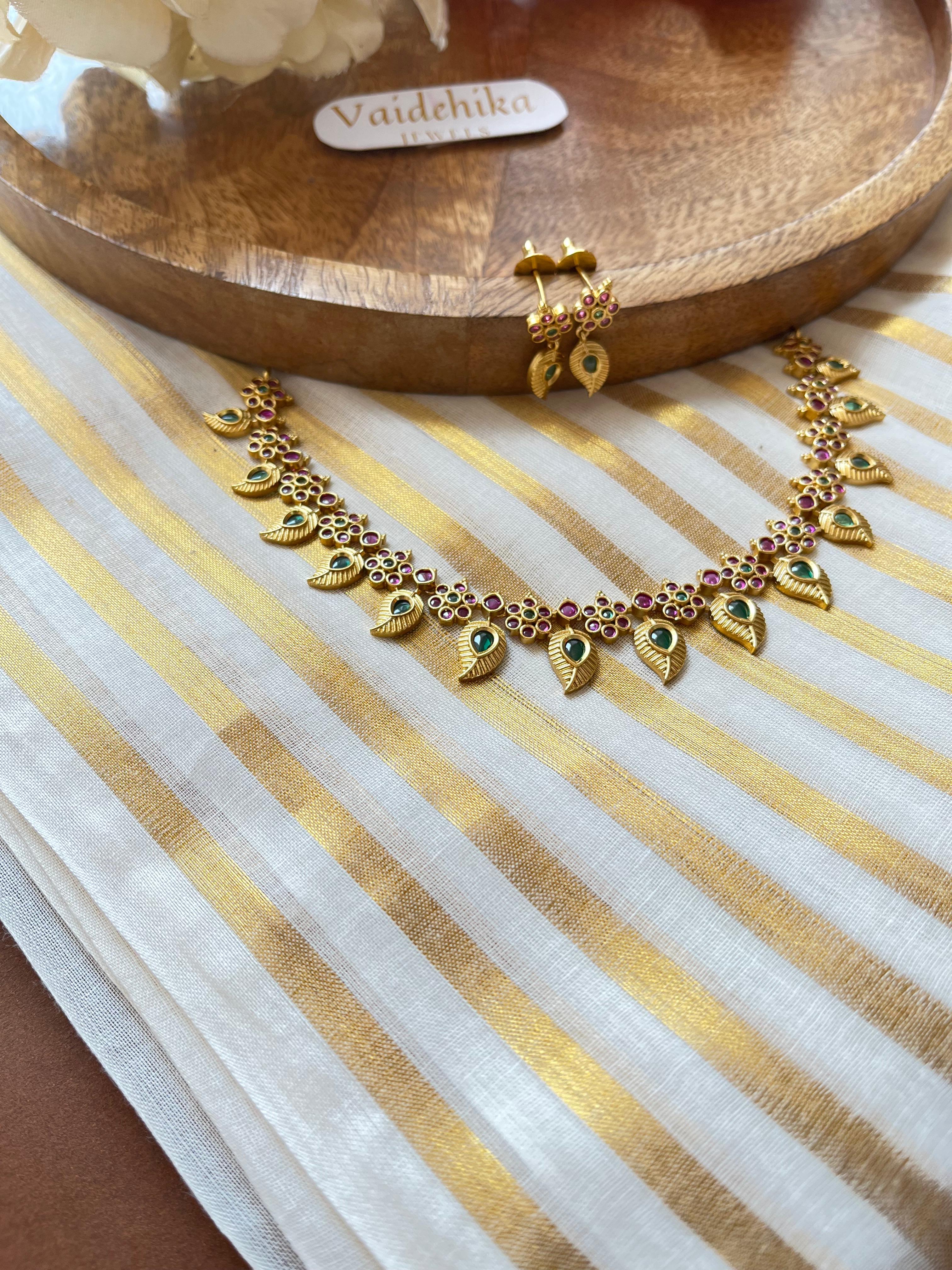 Ruhira Necklace- VJRN01