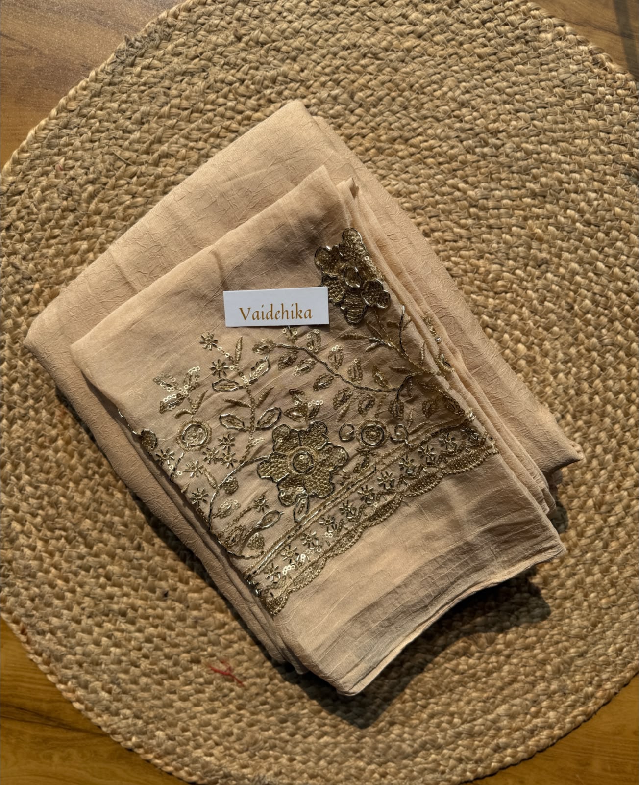 Livia Saree-VSO01