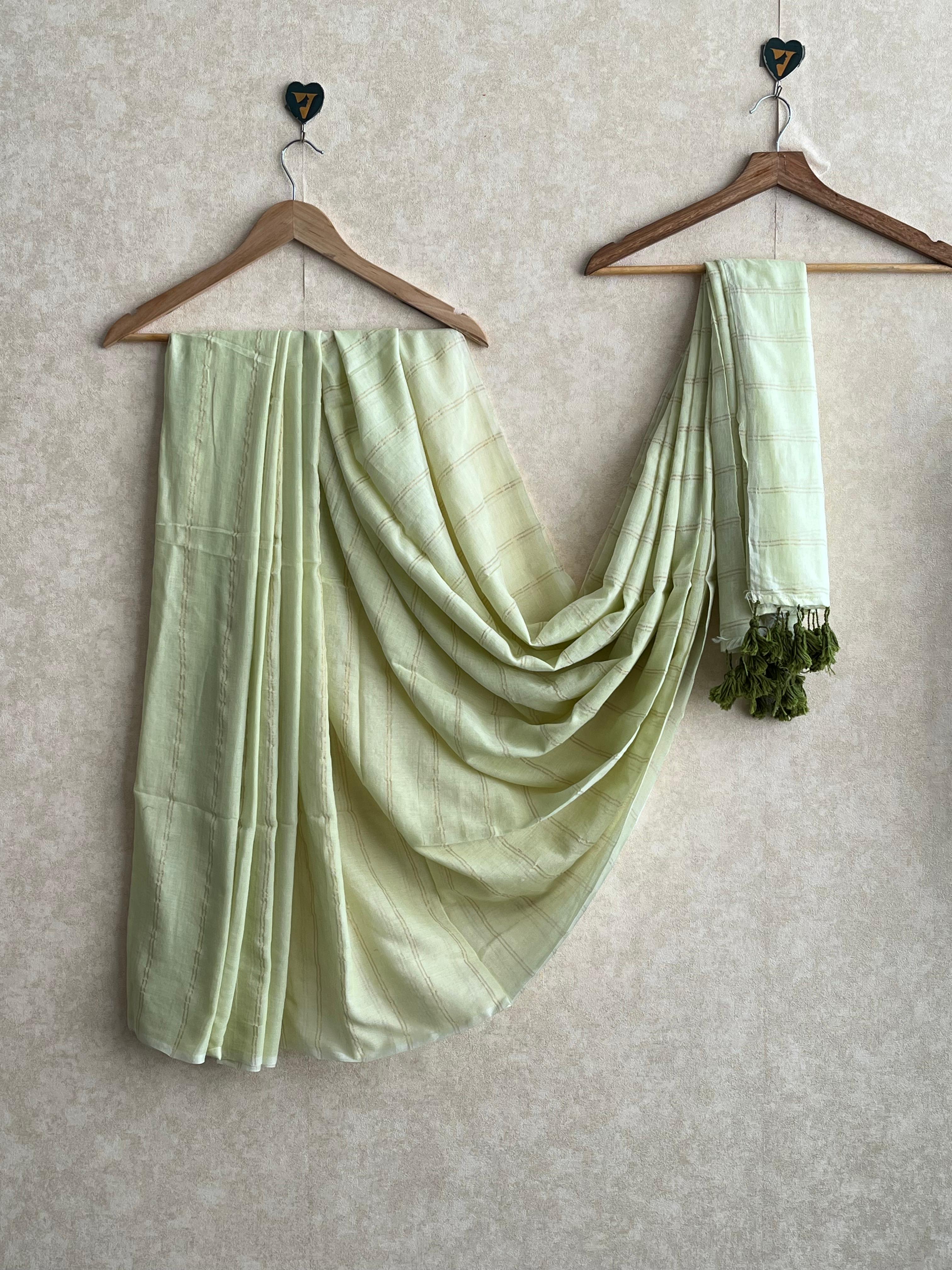 Tarangini Saree-VCM043