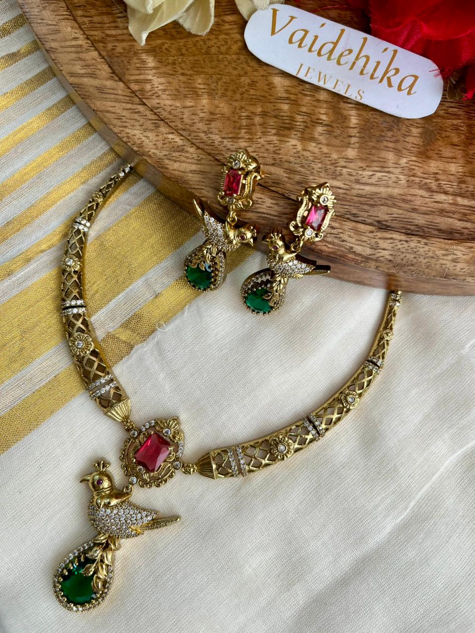 Bird Stone necklace- VJBS01